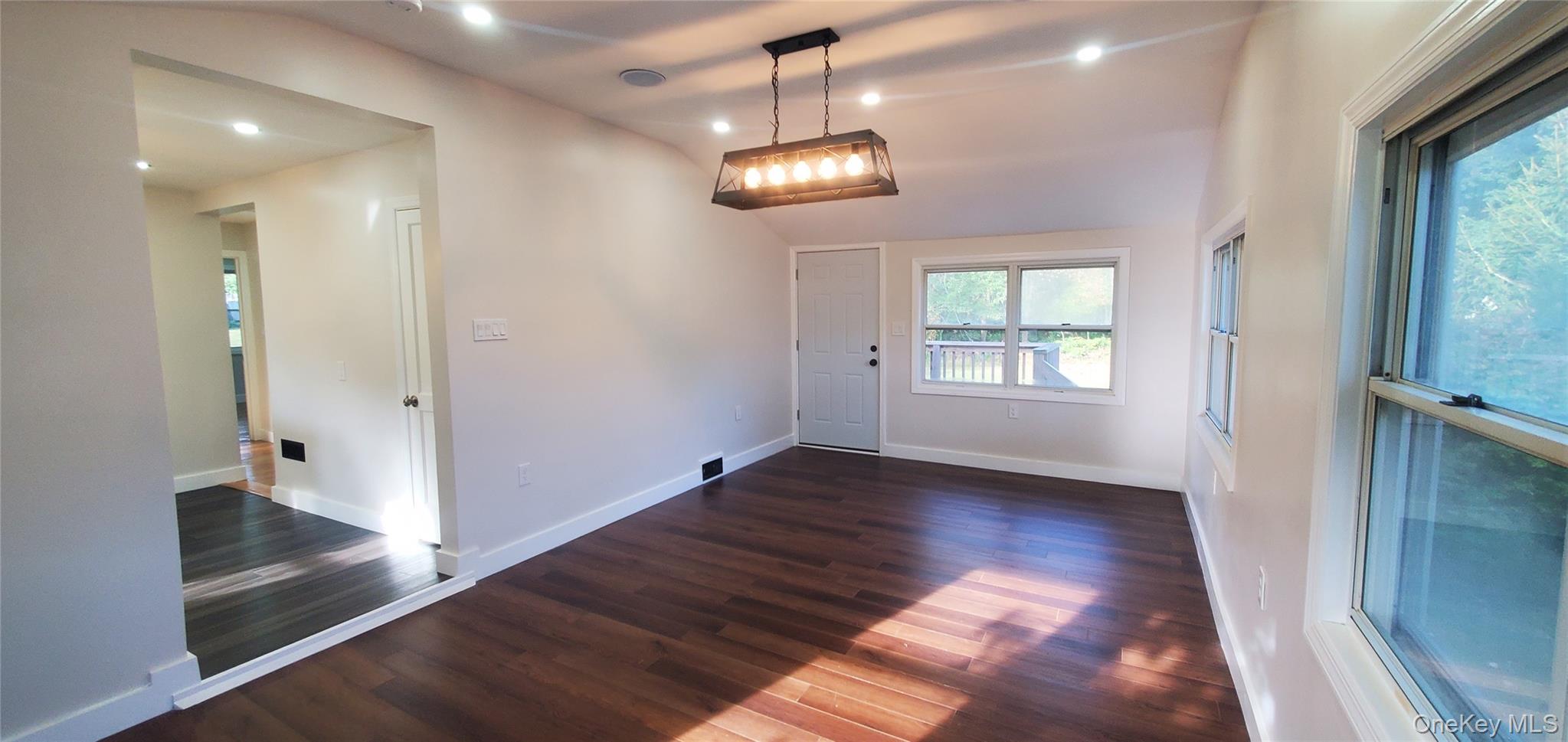 35 Seitz Terrace, Poughkeepsie, NY 12603