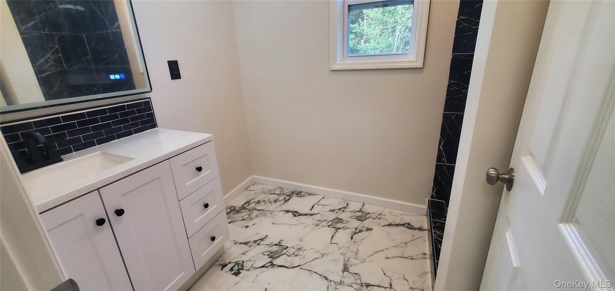 35 Seitz Terrace, Poughkeepsie, NY 12603