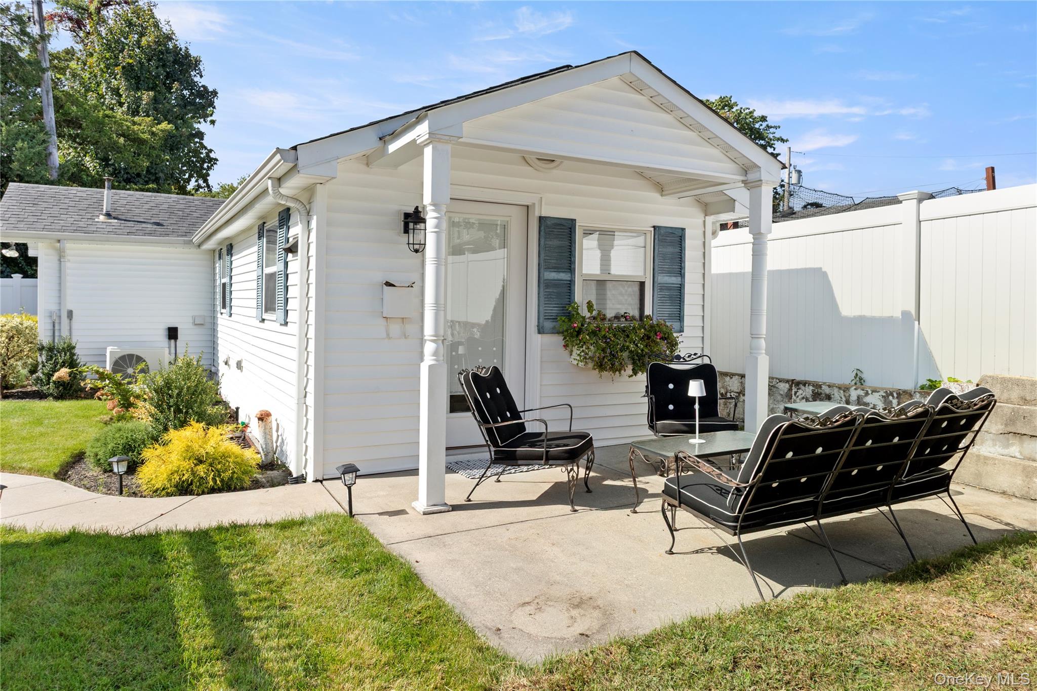 13 Tildean Lane, Bayville, NY 11709