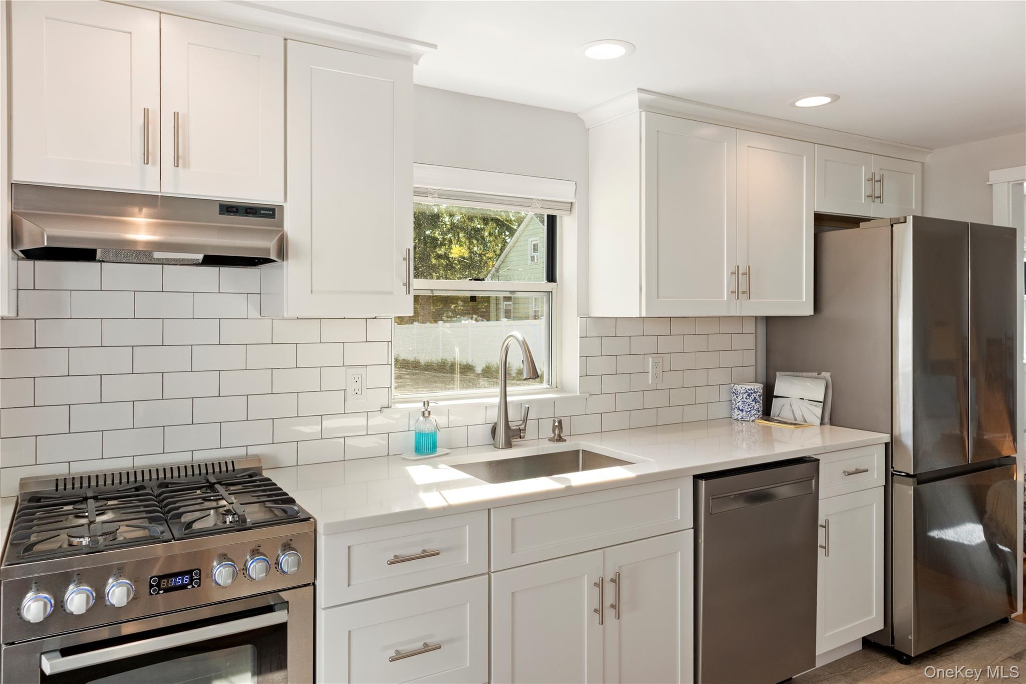 13 Tildean Lane, Bayville, NY 11709