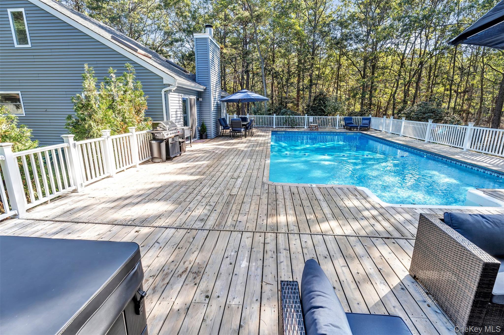 2 Christine Lane, Manorville, NY 11949