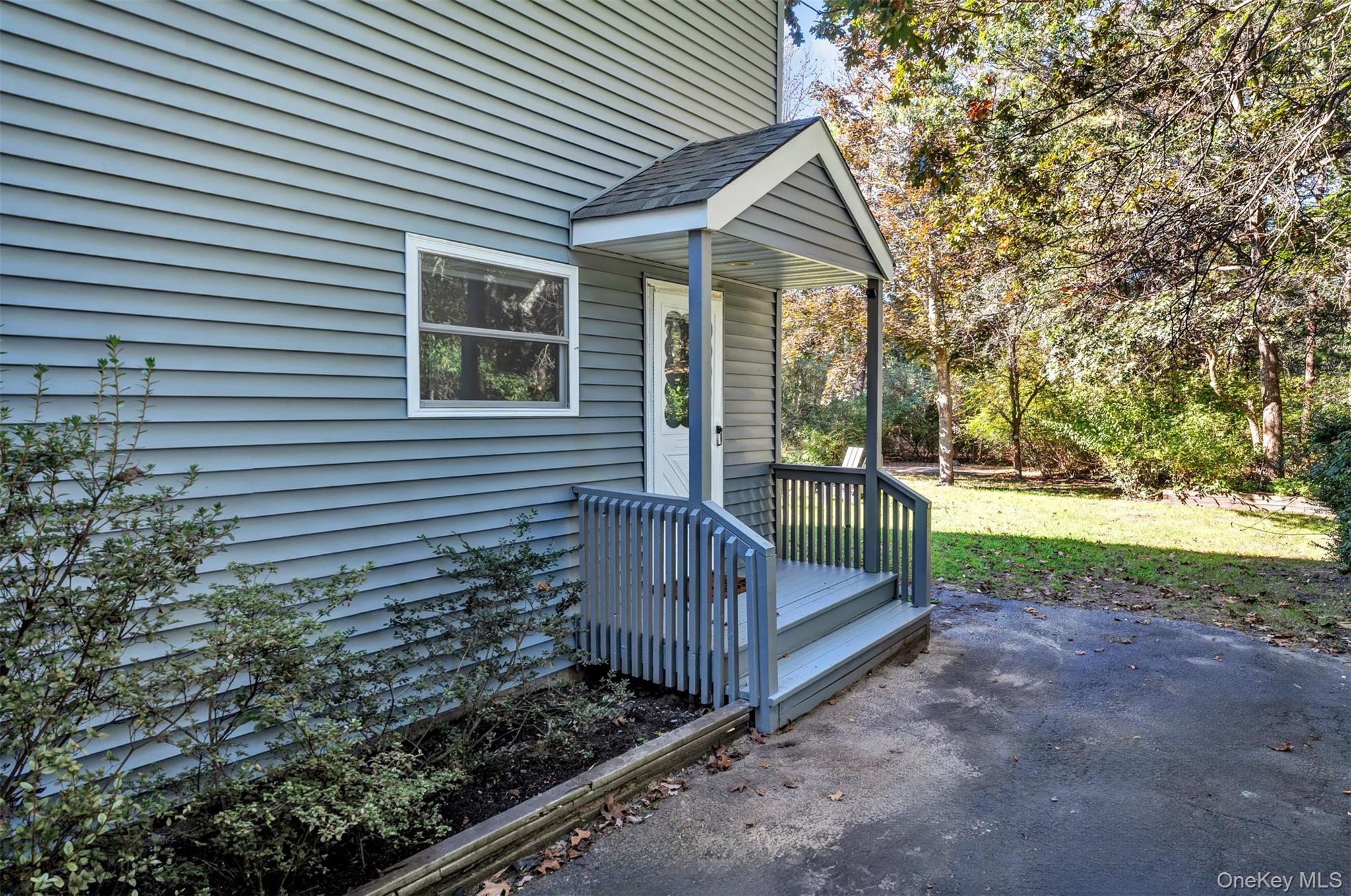 2 Christine Lane, Manorville, NY 11949