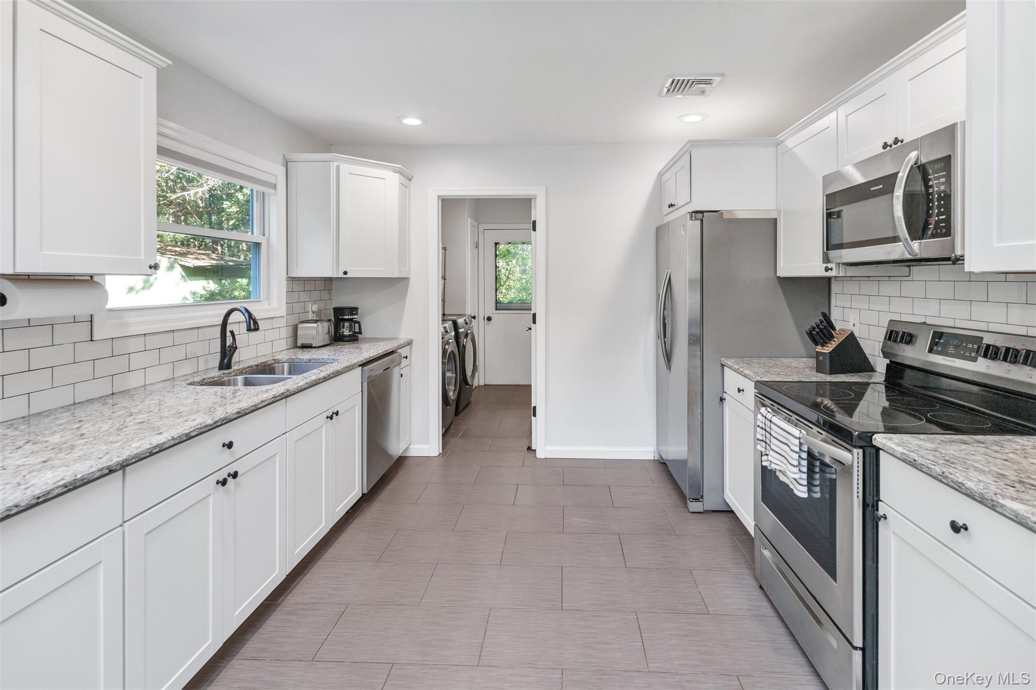 2 Christine Lane, Manorville, NY 11949