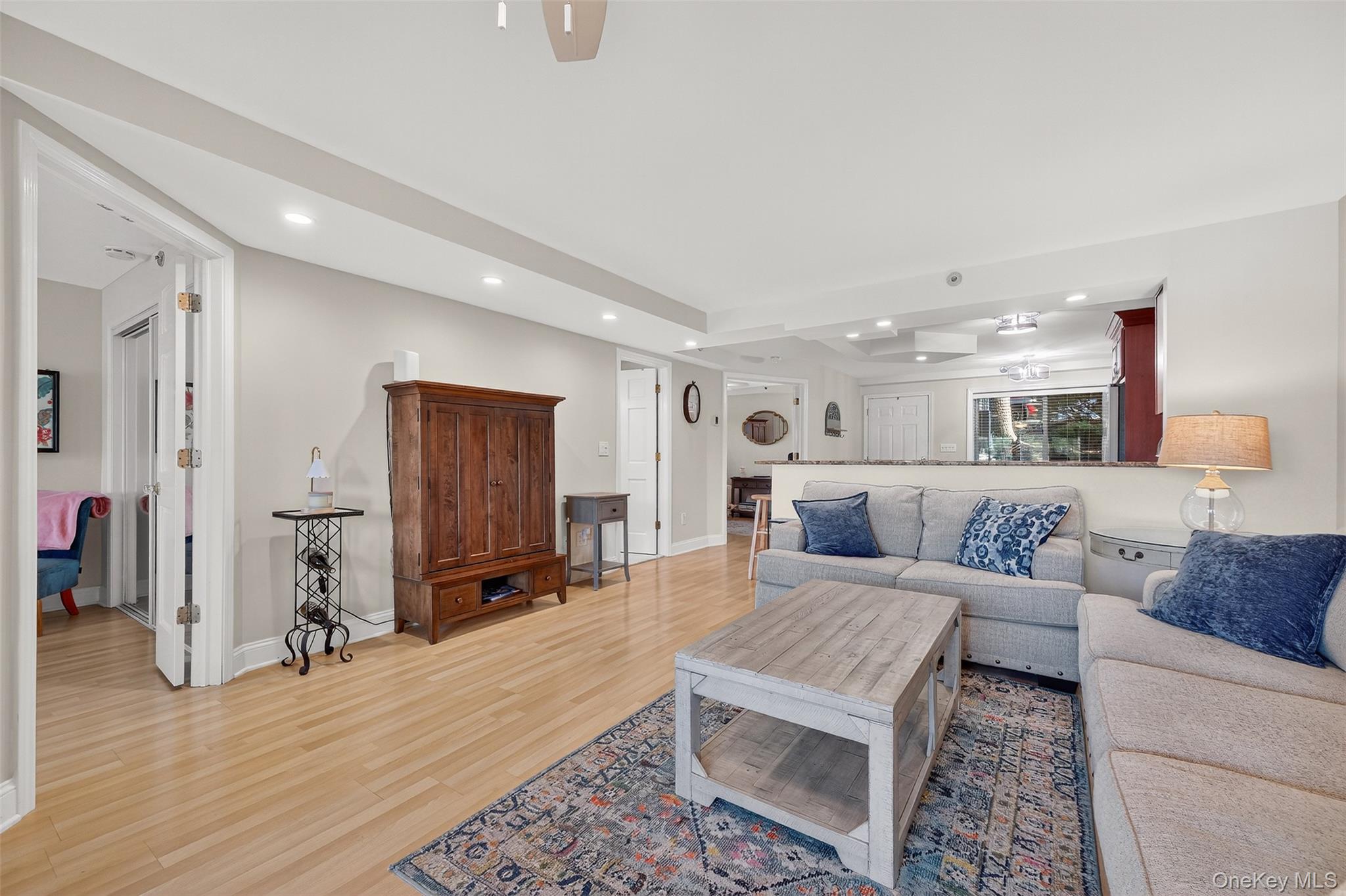 4 Marina Drive # A1, Mahopac, NY 10541