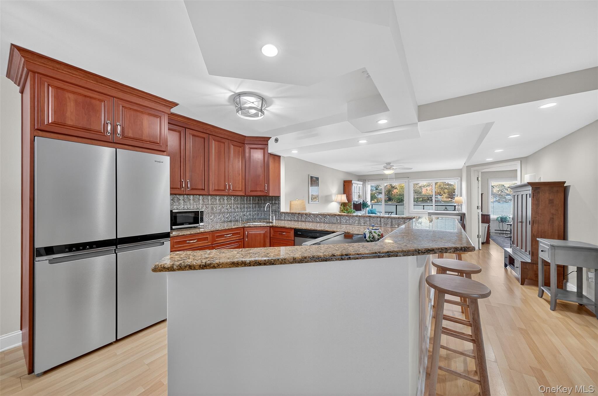 4 Marina Drive # A1, Mahopac, NY 10541