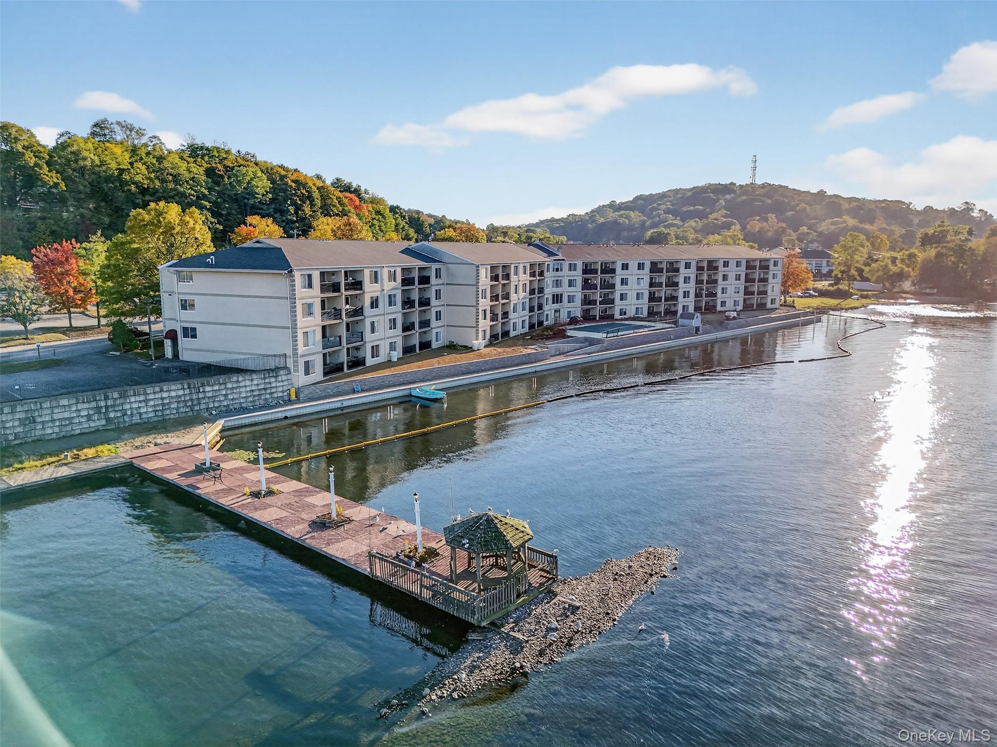 4 Marina Drive # A1, Mahopac, NY 10541