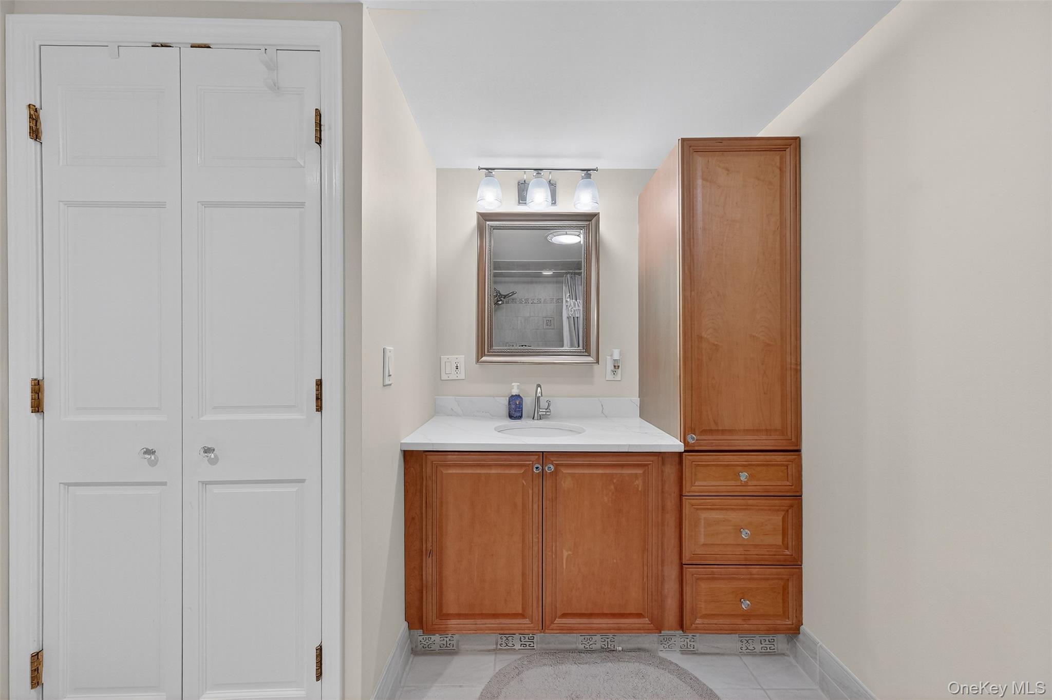 4 Marina Drive # A1, Mahopac, NY 10541