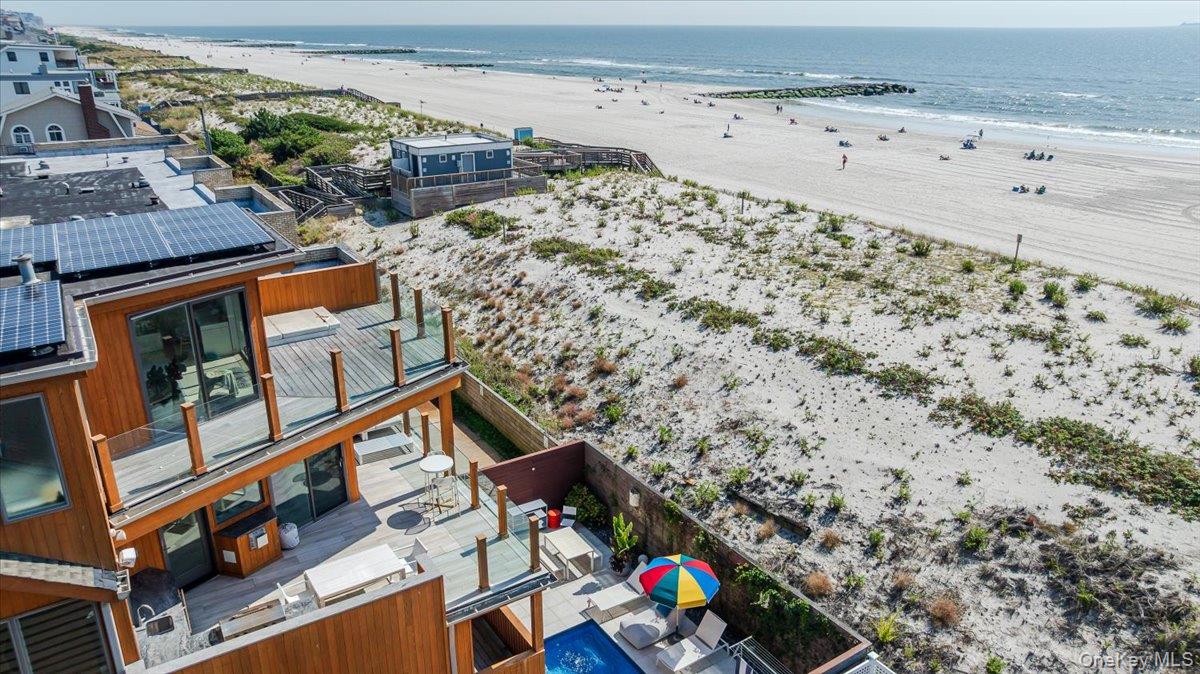 11 Michigan Street, Long Beach, NY 11561