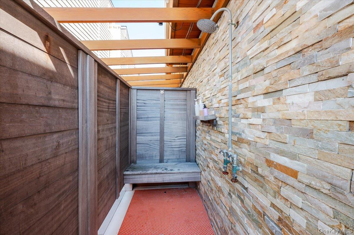 11 Michigan Street, Long Beach, NY 11561