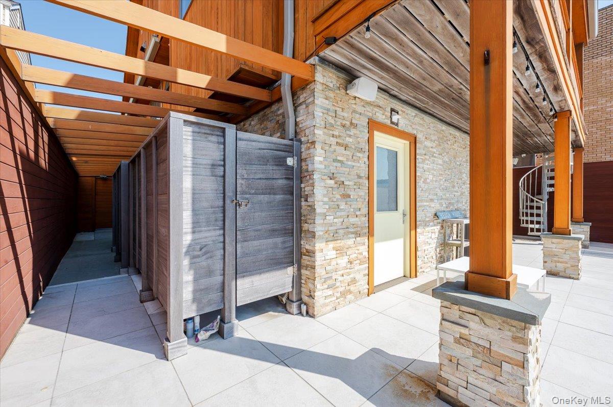 11 Michigan Street, Long Beach, NY 11561