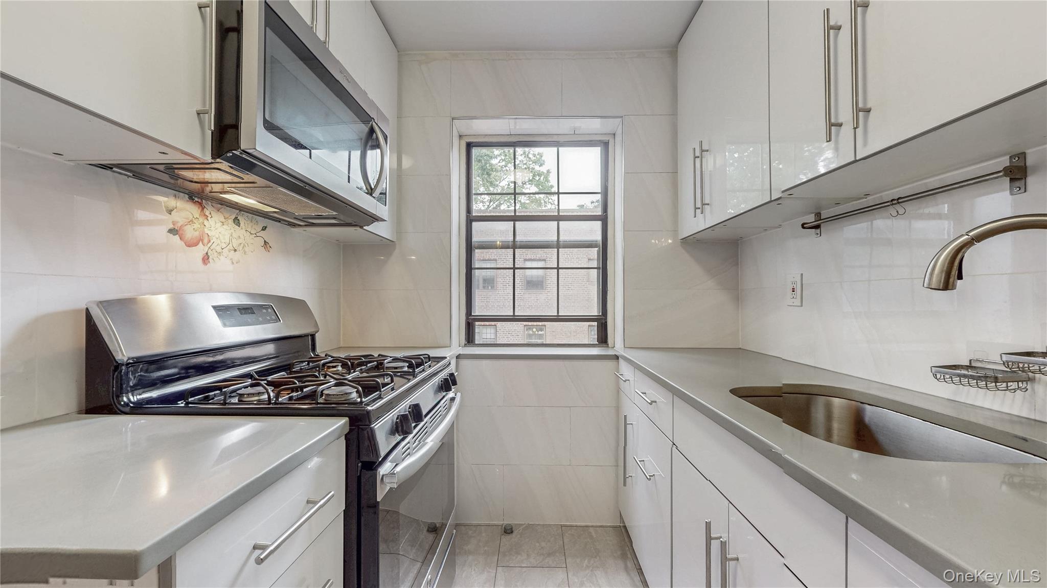 144-30 78th Rd # 3F, Flushing, NY 11367