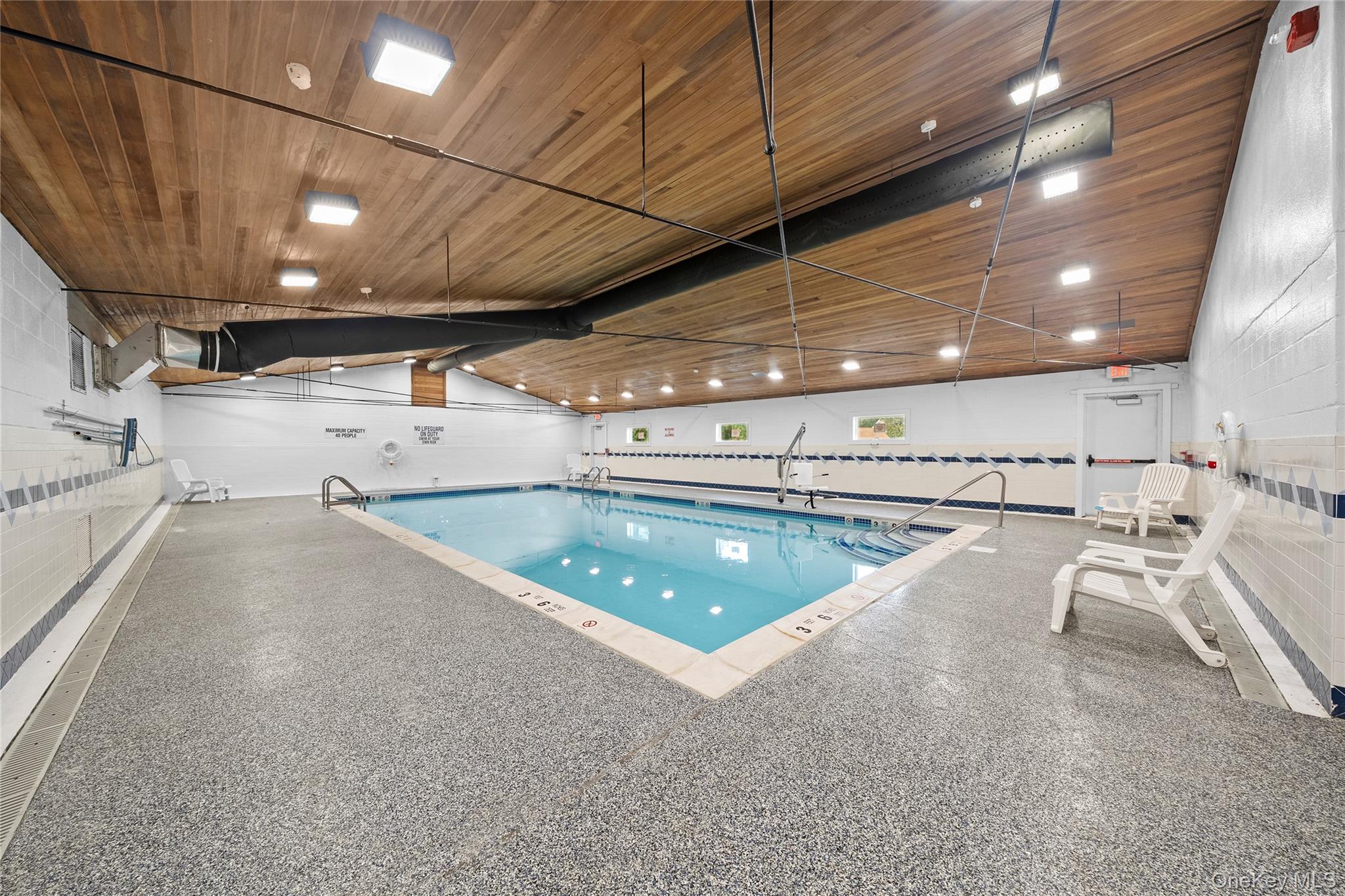 10 Point Circle S # 10, Coram, NY 11727