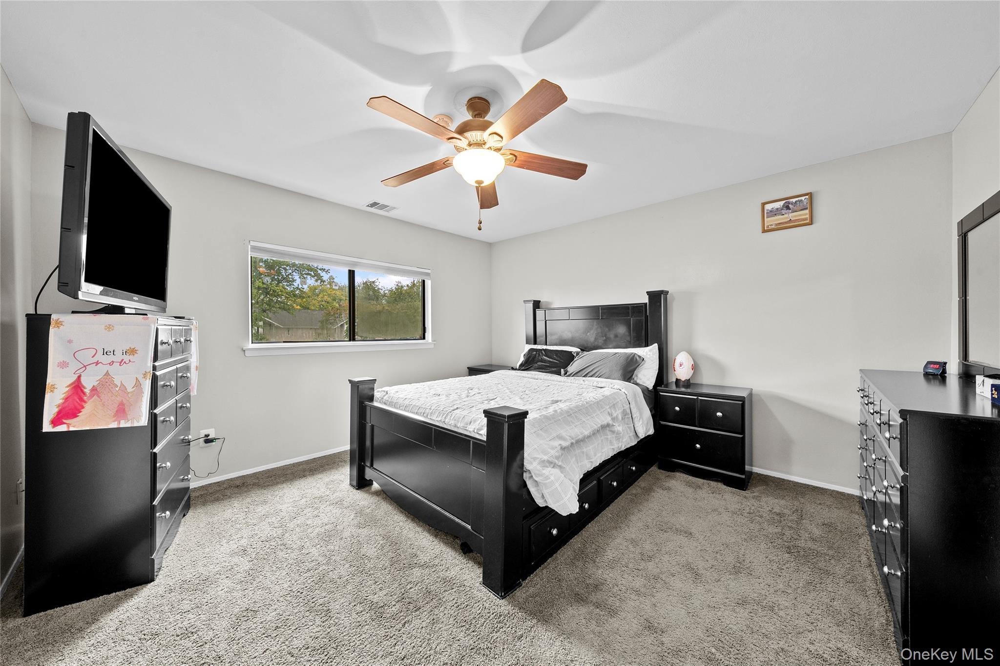 10 Point Circle S # 10, Coram, NY 11727