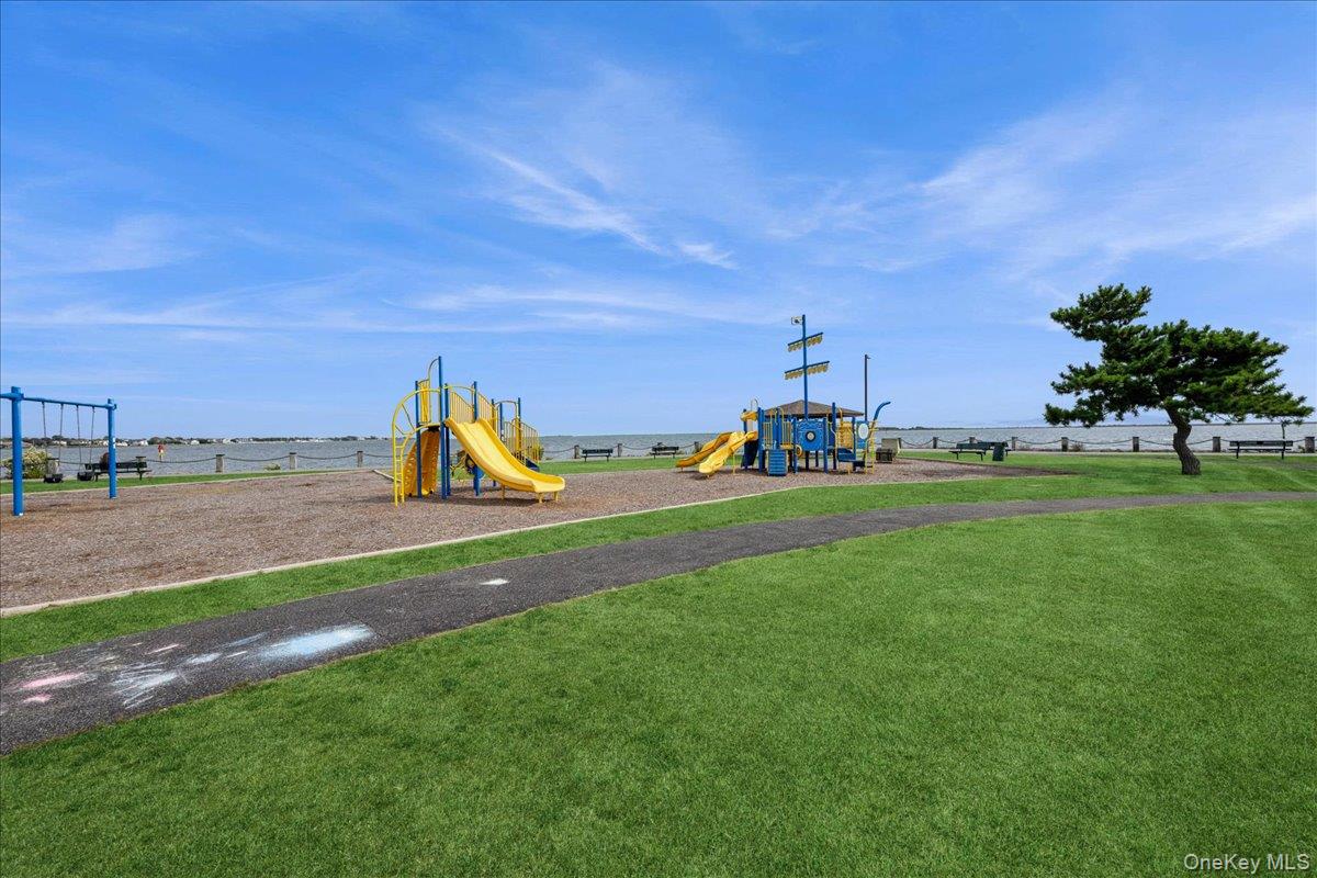 92 Suffolk Road, Massapequa, NY 11758