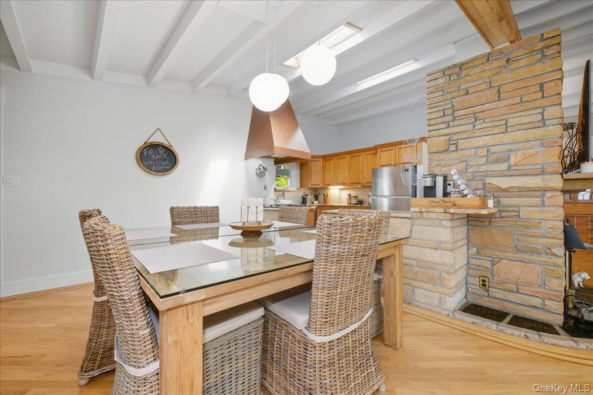 92 Suffolk Road, Massapequa, NY 11758