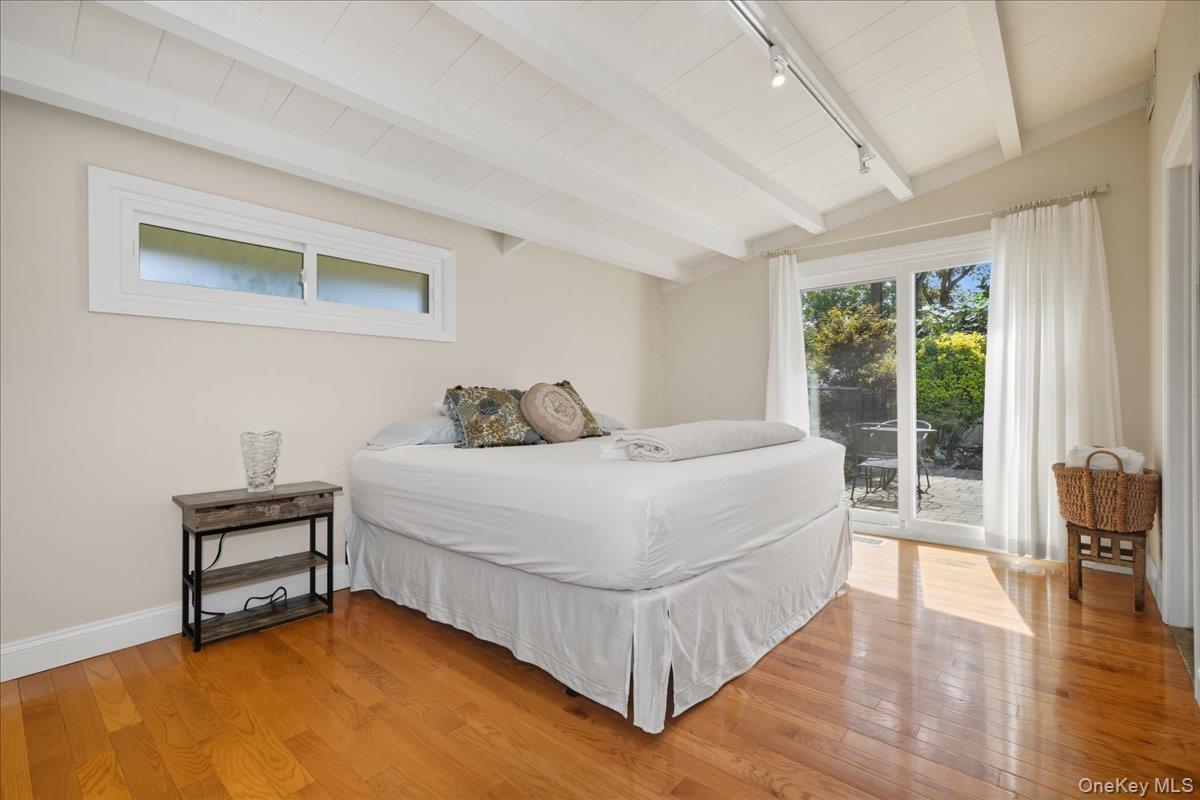 92 Suffolk Road, Massapequa, NY 11758