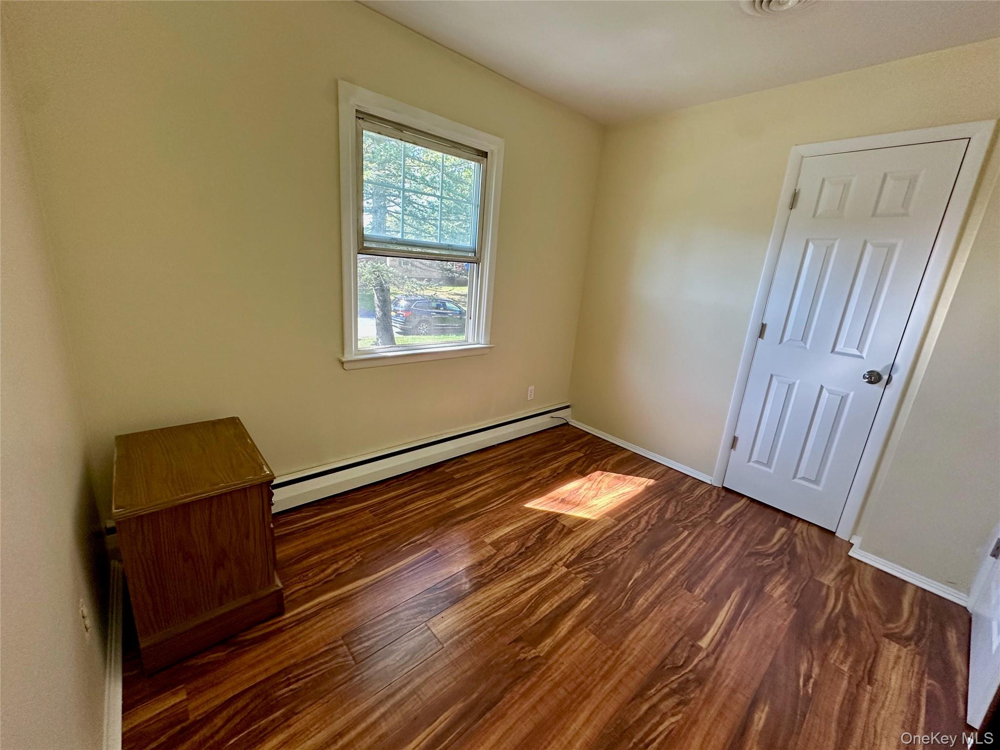 18 Cambridge Drive, Red Hook, NY 12571