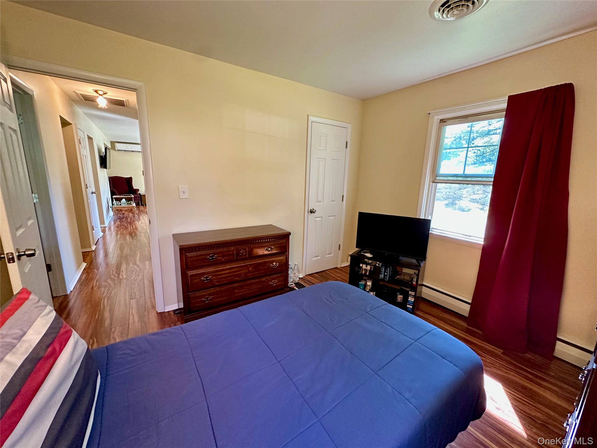 18 Cambridge Drive, Red Hook, NY 12571