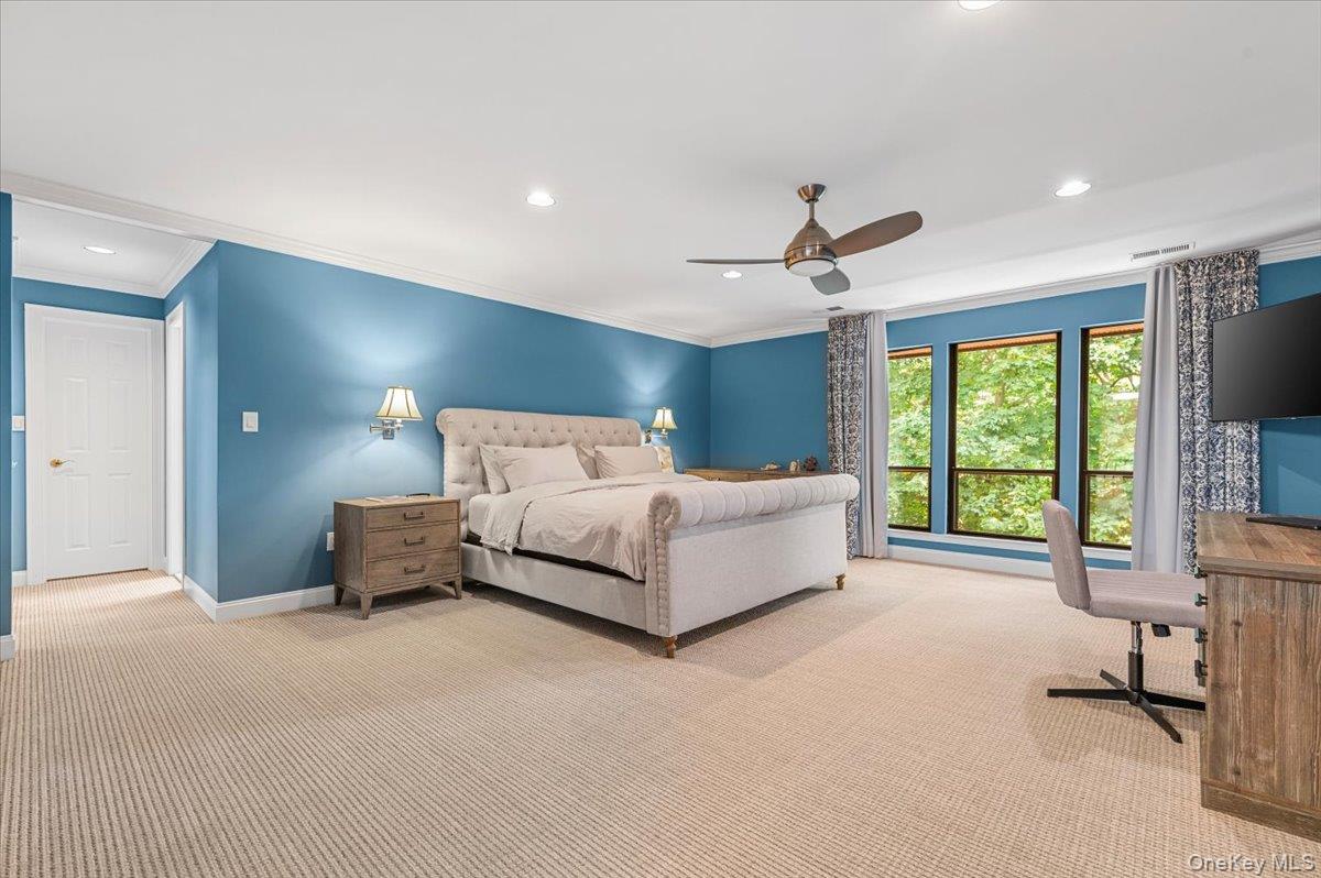 32 The Glen # 32, Glen Head, NY 11545