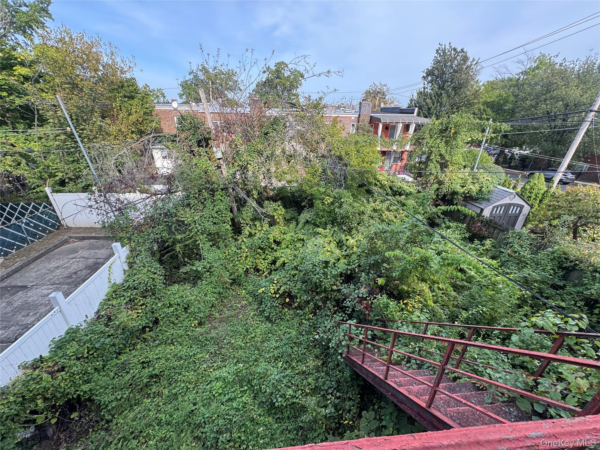 3304 Corsa Ave, Bronx, NY 10469