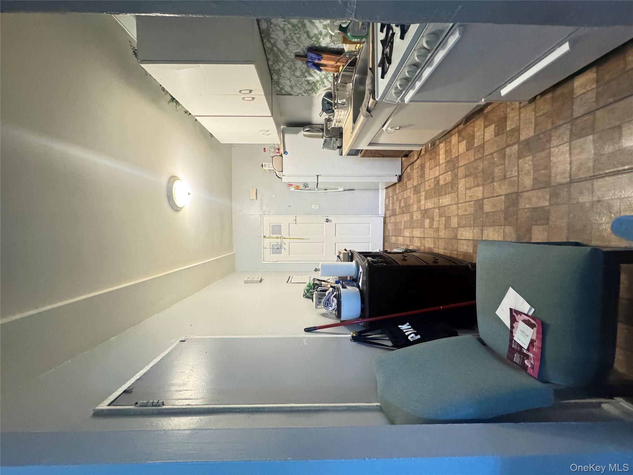 3304 Corsa Ave, Bronx, NY 10469