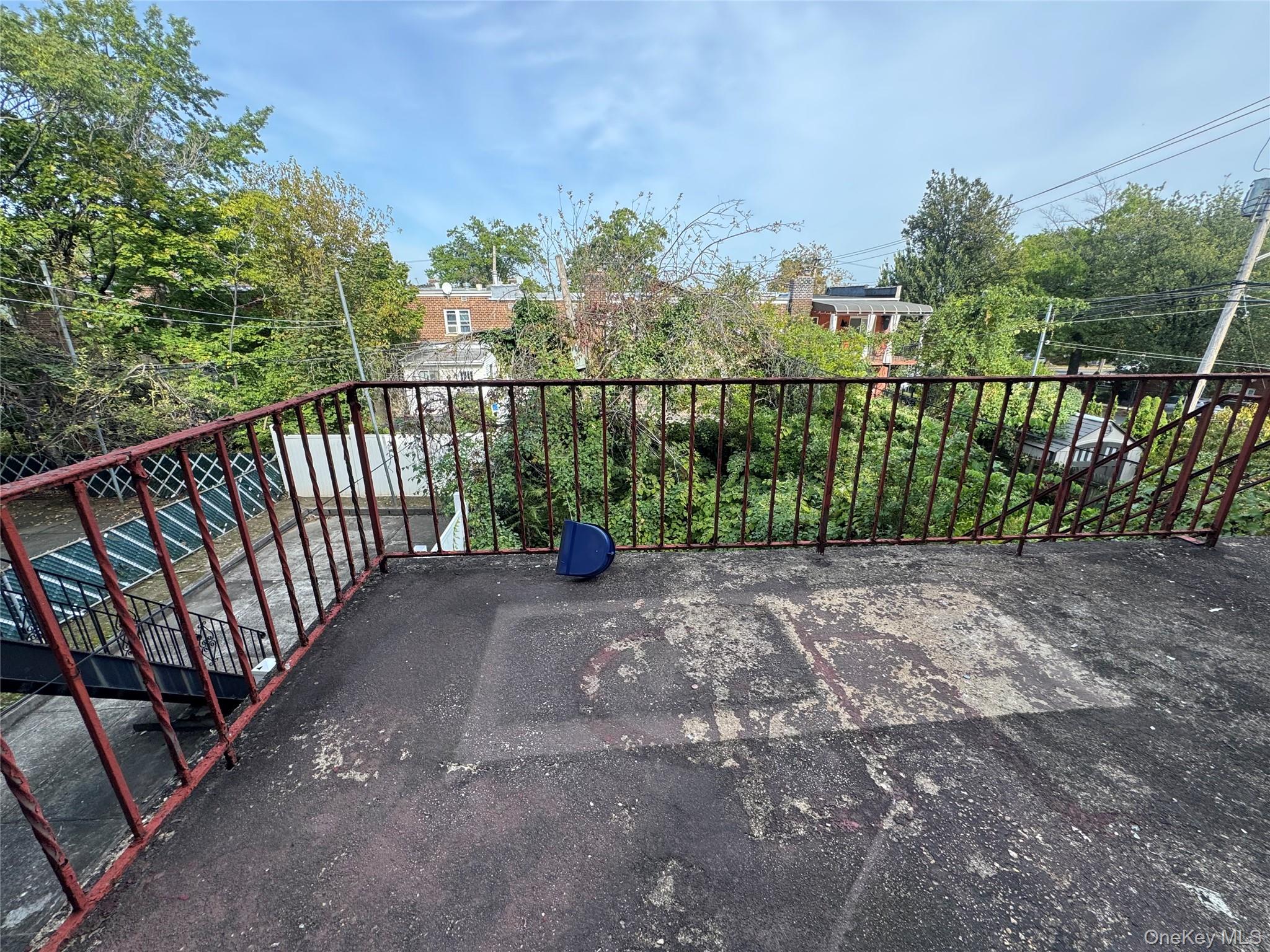 3304 Corsa Ave, Bronx, NY 10469