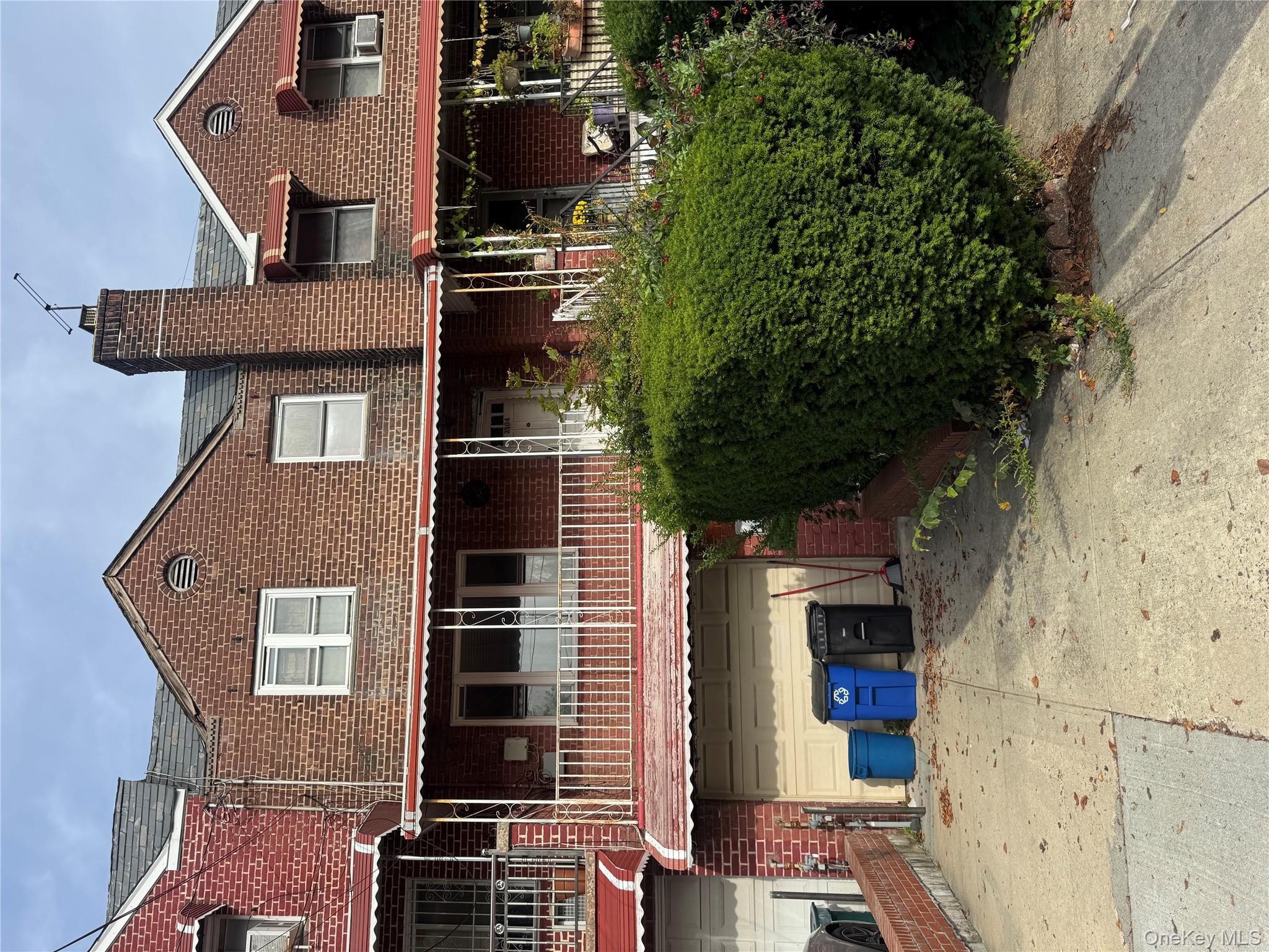 3304 Corsa Ave, Bronx, NY 10469