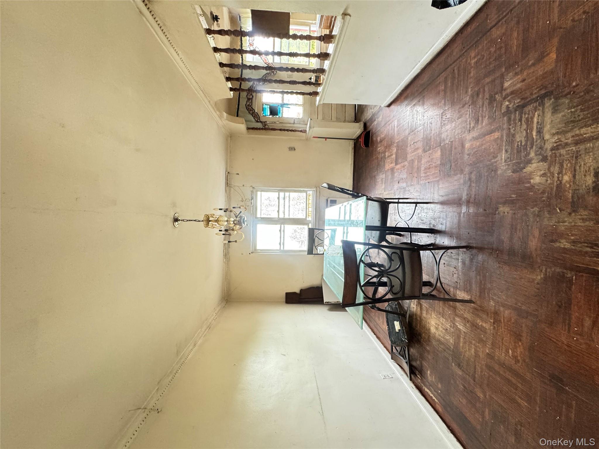 3304 Corsa Ave, Bronx, NY 10469