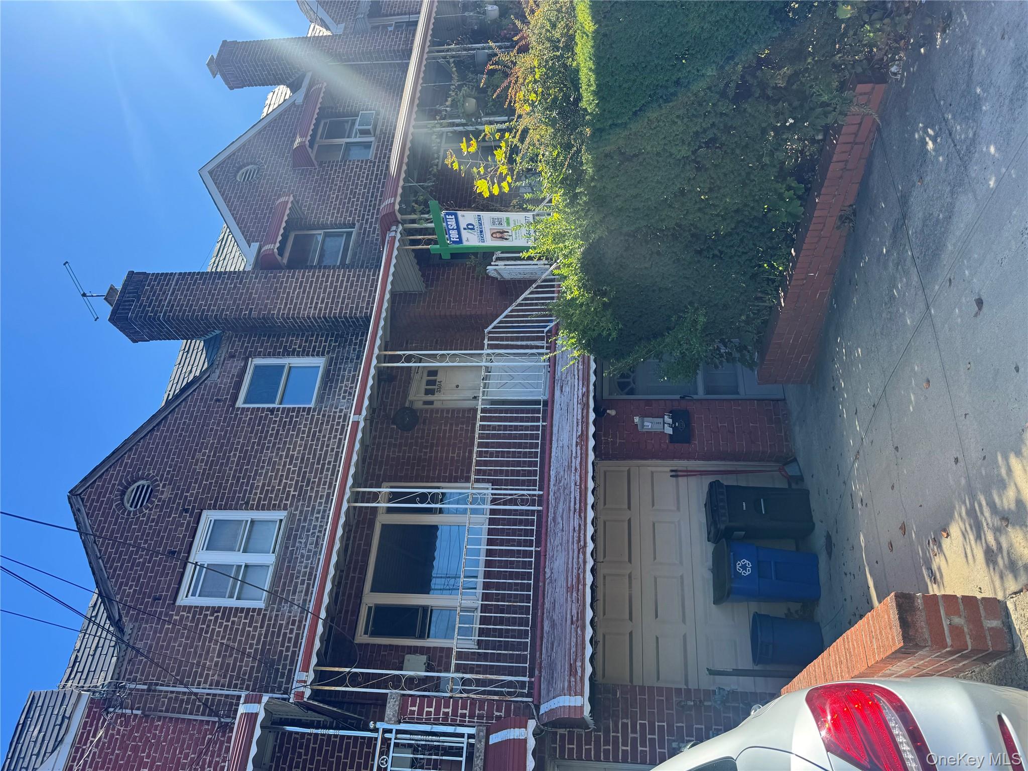 3304 Corsa Ave, Bronx, NY 10469