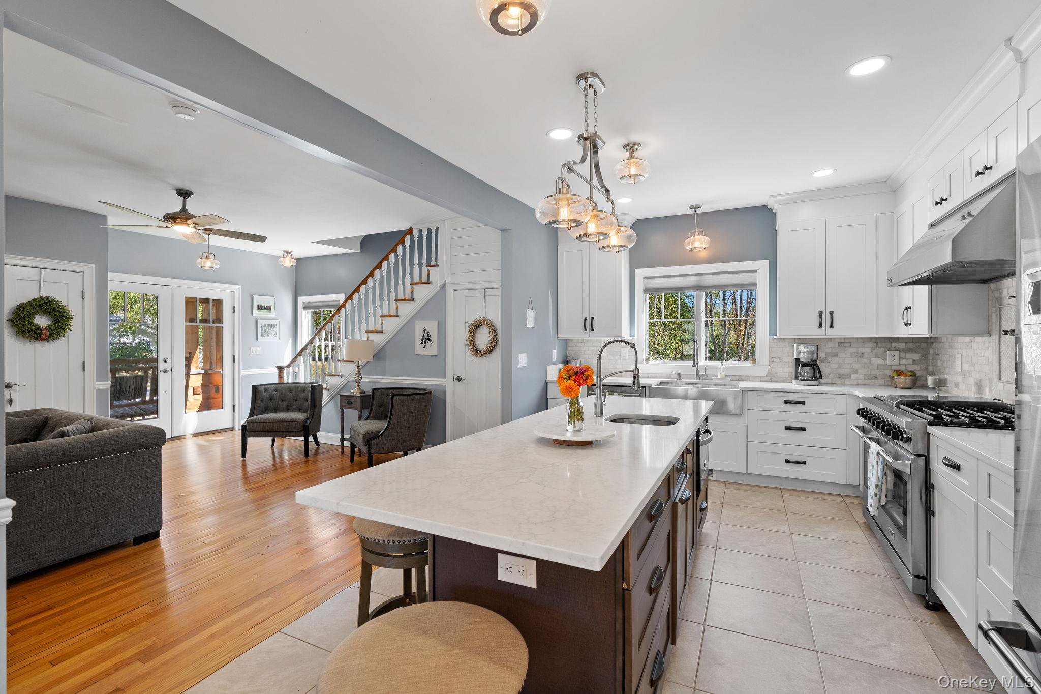 42 Colonial Avenue, Warwick, NY 10990