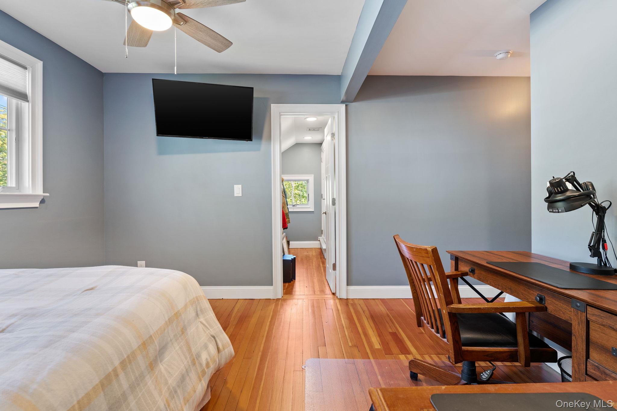 42 Colonial Avenue, Warwick, NY 10990