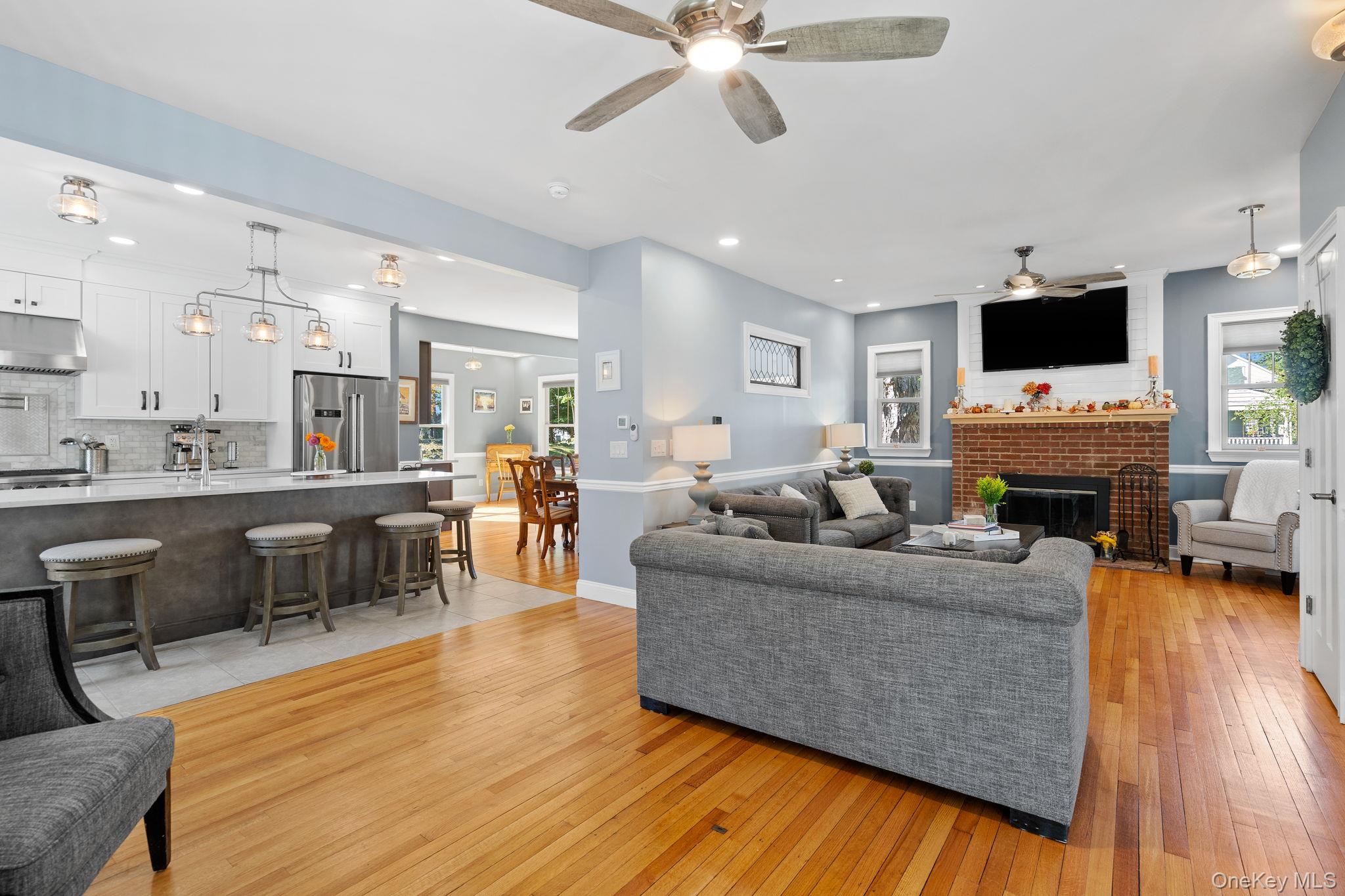 42 Colonial Avenue, Warwick, NY 10990