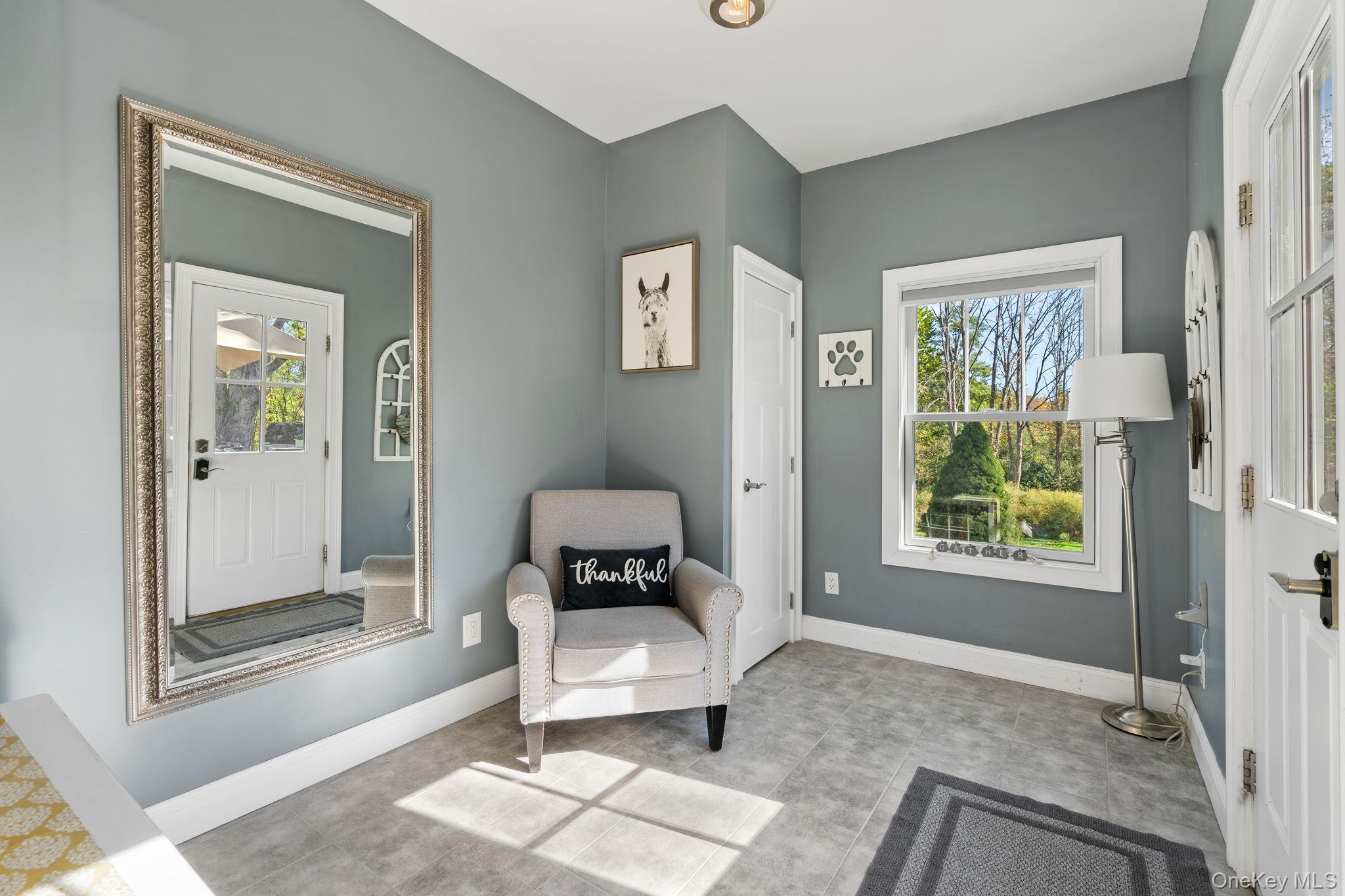 42 Colonial Avenue, Warwick, NY 10990