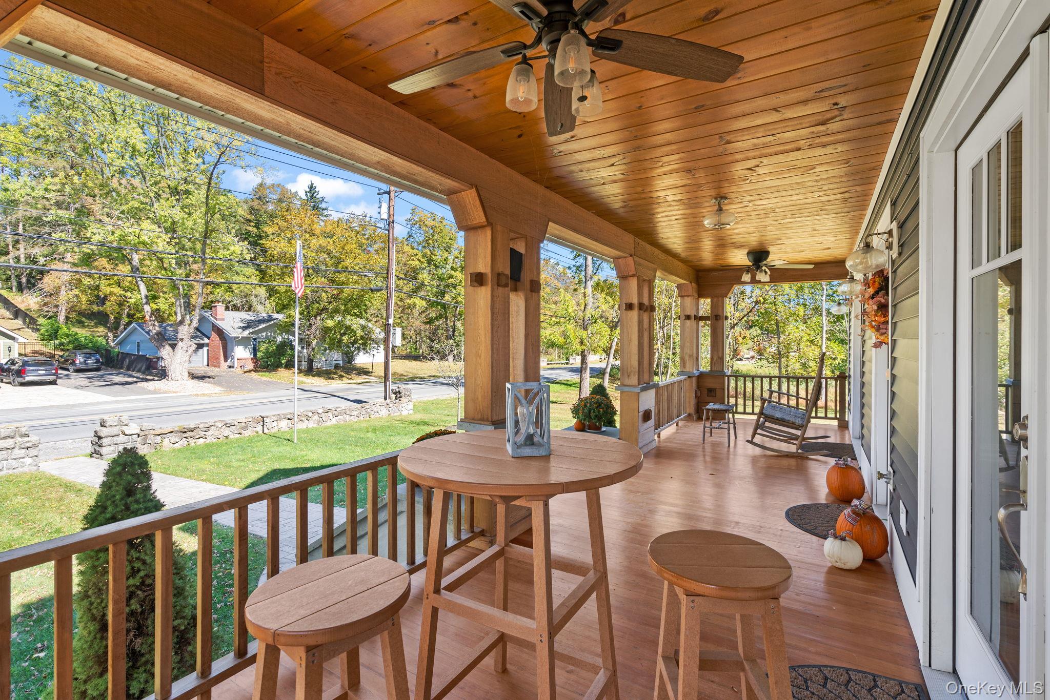 42 Colonial Avenue, Warwick, NY 10990