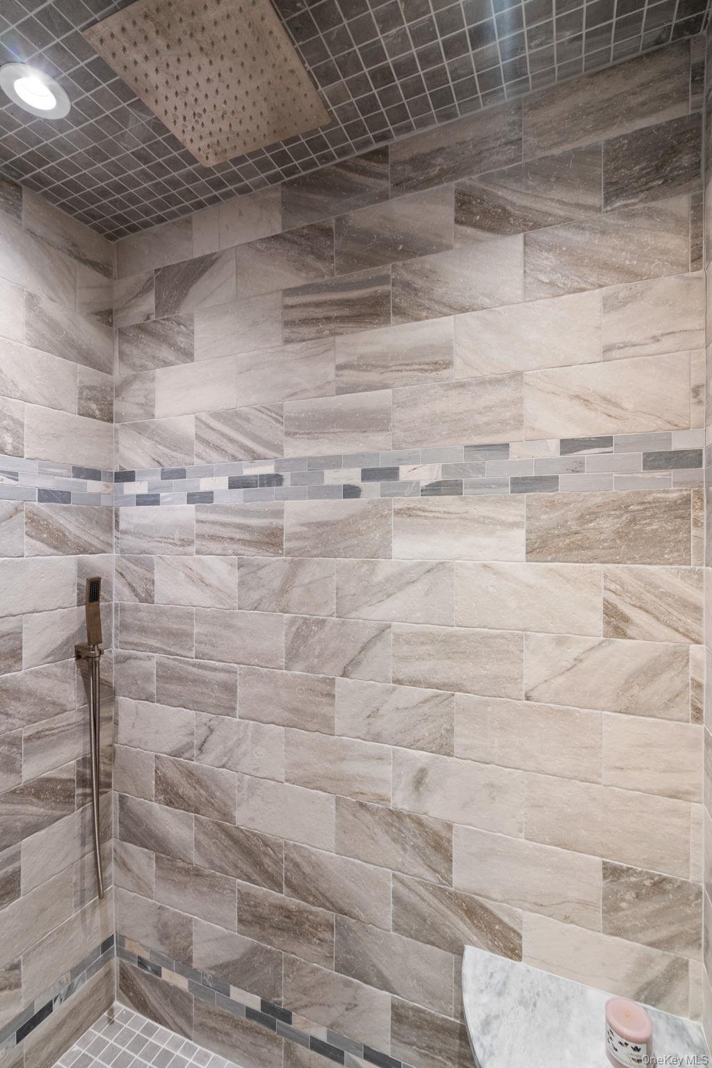 42 Colonial Avenue, Warwick, NY 10990