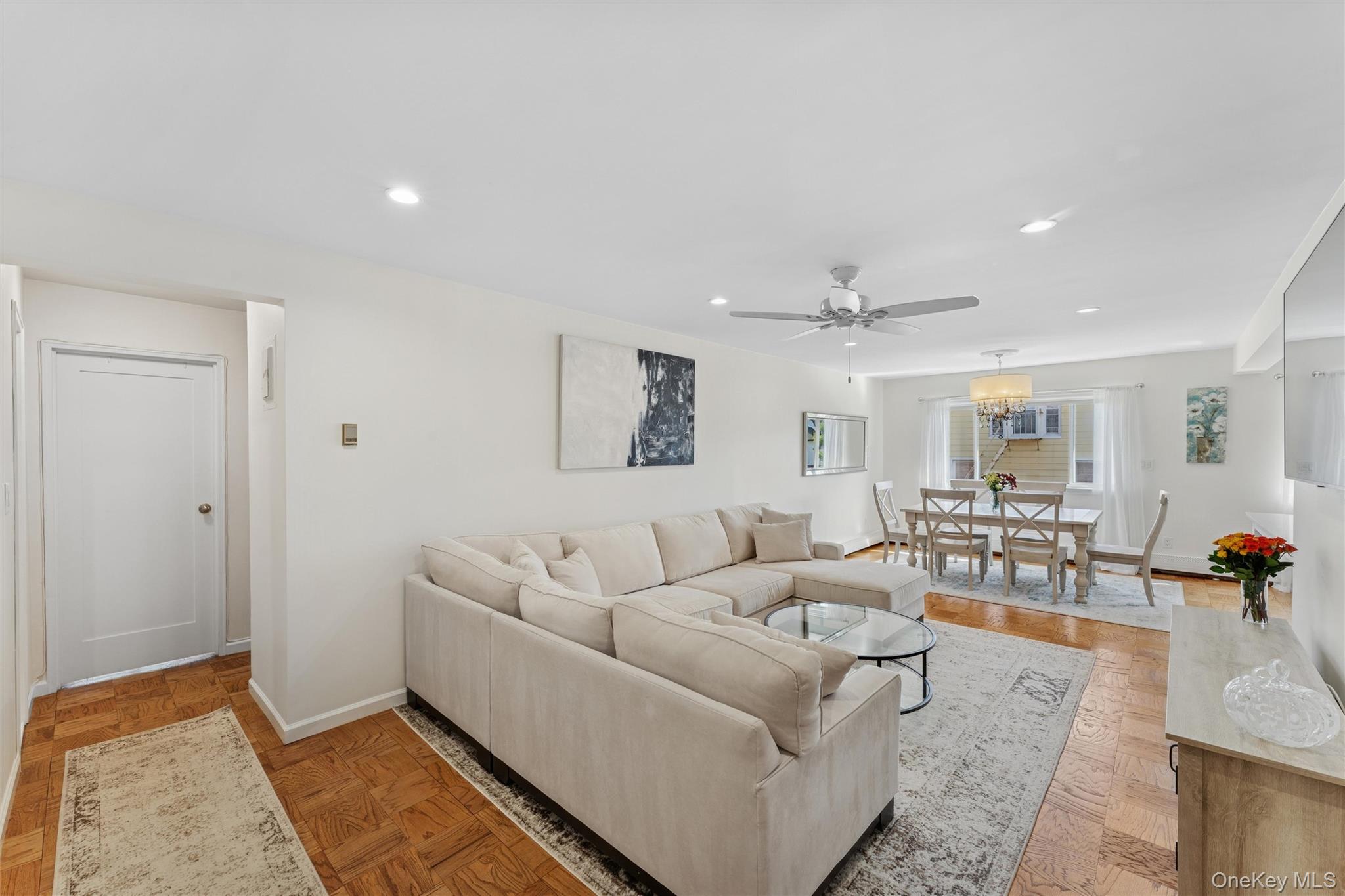 77 S Park Avenue # C20, Rockville Centre, NY 11570