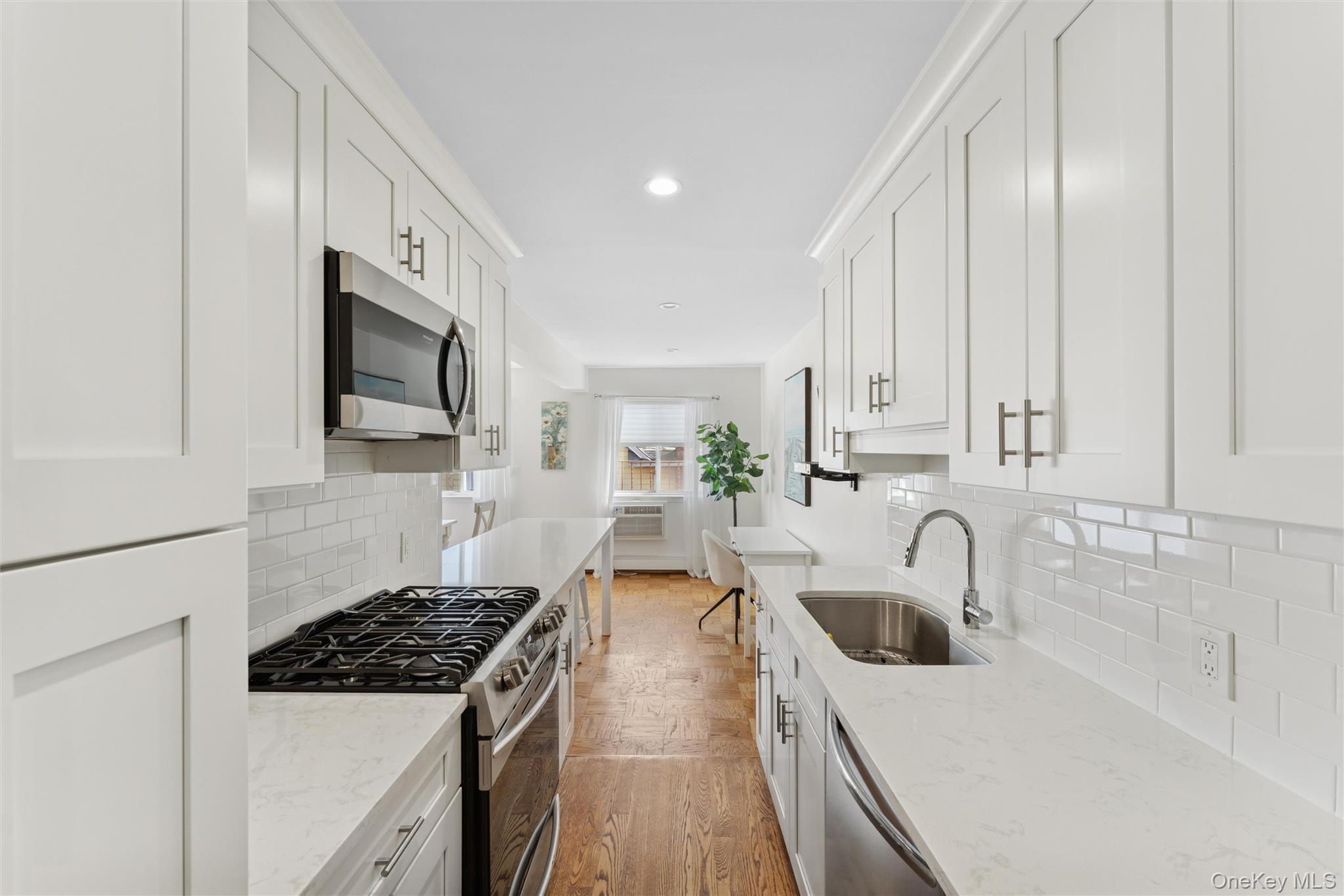 77 S Park Avenue # C20, Rockville Centre, NY 11570