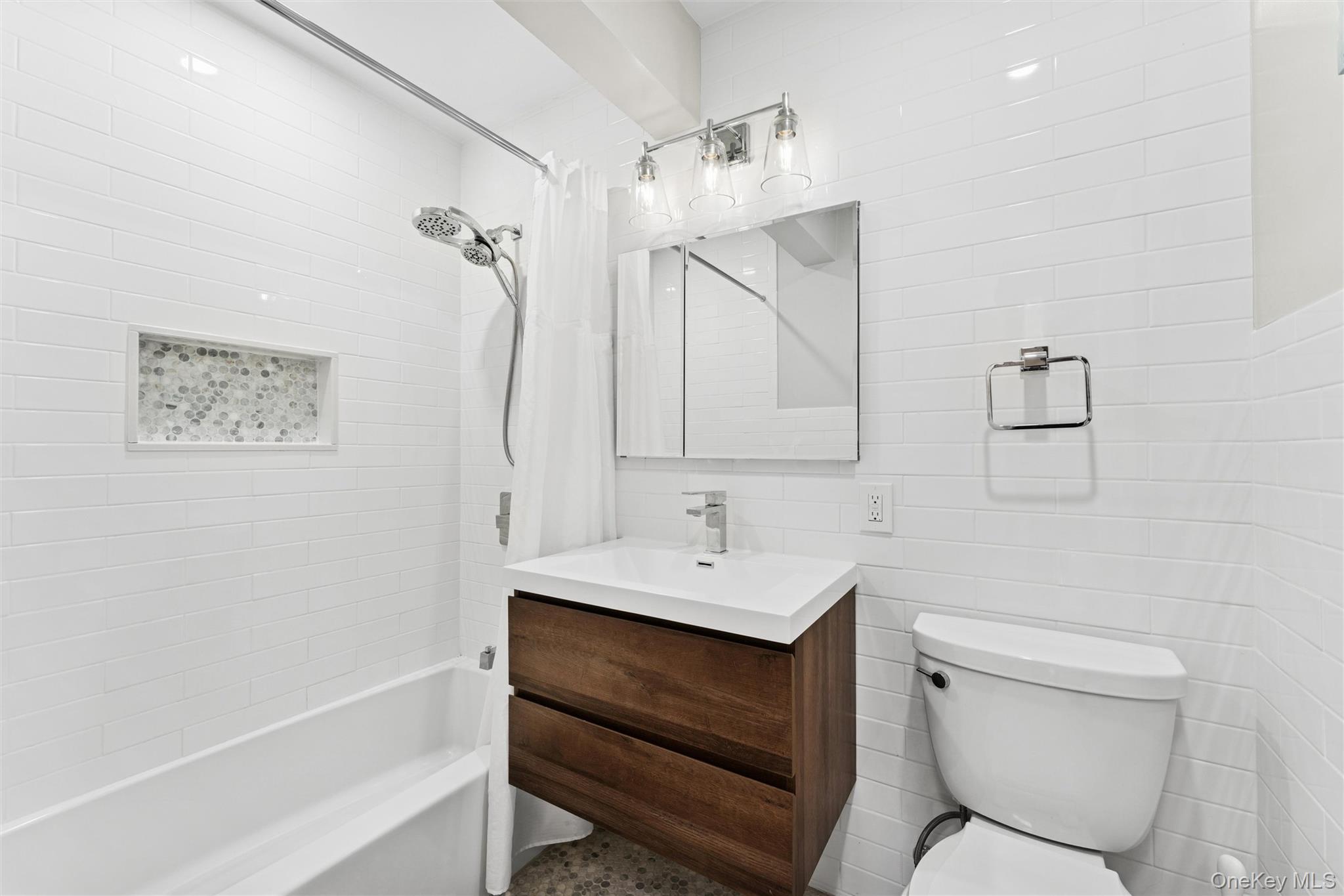 77 S Park Avenue # C20, Rockville Centre, NY 11570