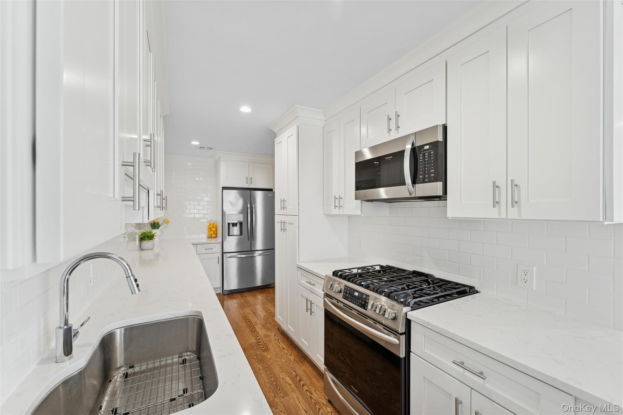 77 S Park Avenue # C20, Rockville Centre, NY 11570