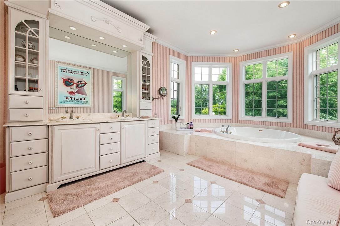 11 Fawn Lane, Armonk, NY 10504