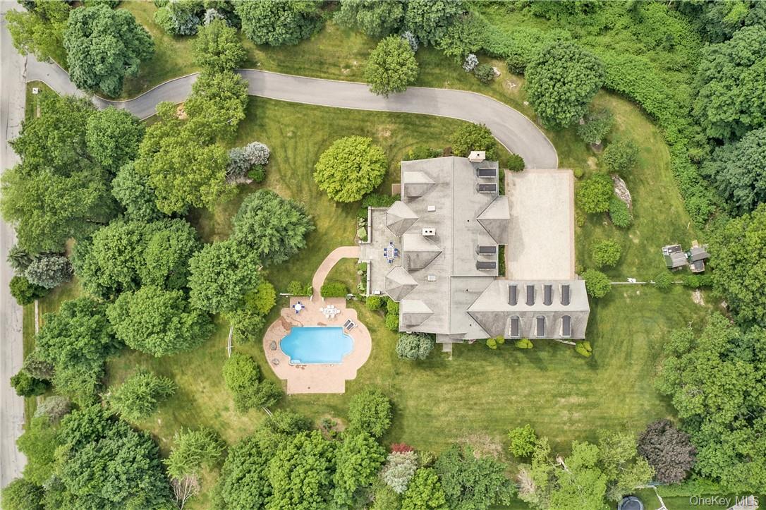 11 Fawn Lane, Armonk, NY 10504