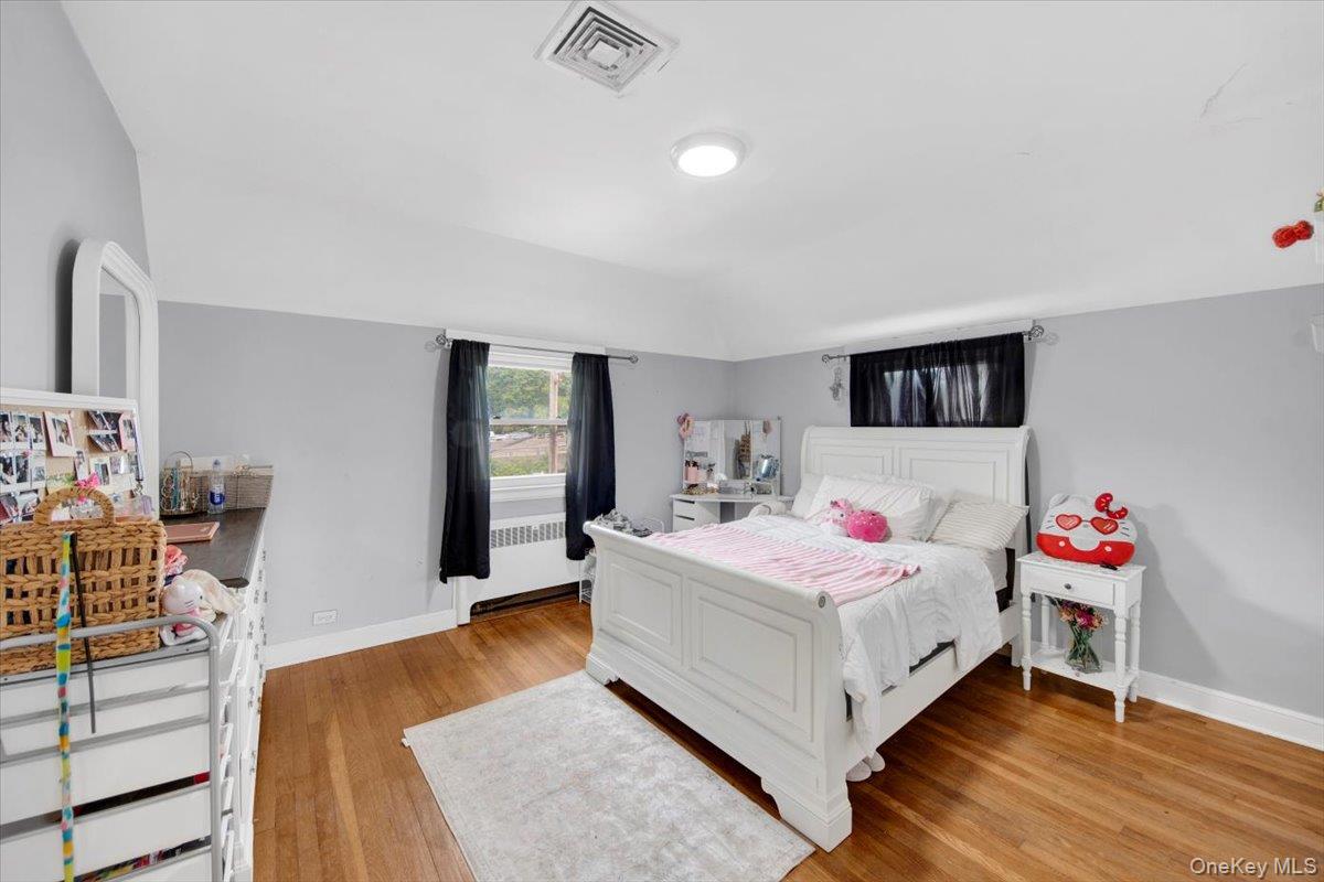 105 Frederick Place, Mount Vernon, NY 10552