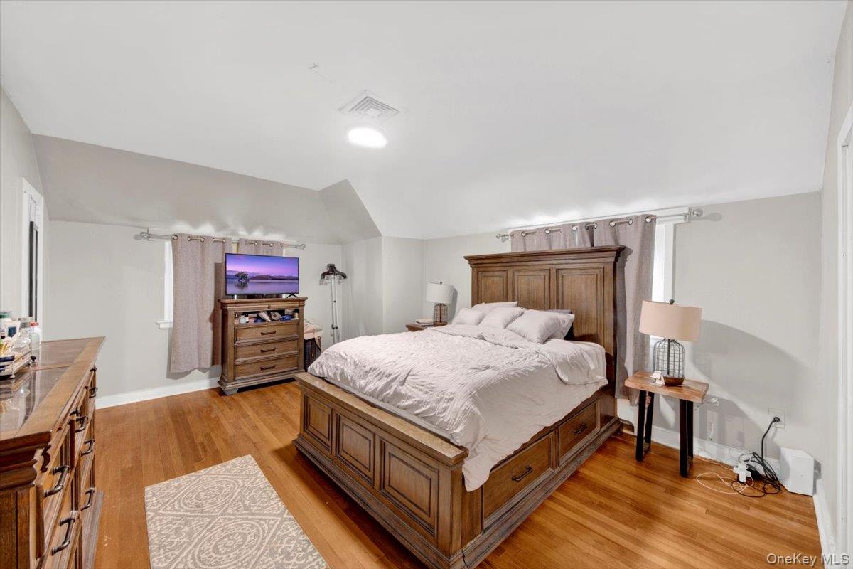 105 Frederick Place, Mount Vernon, NY 10552