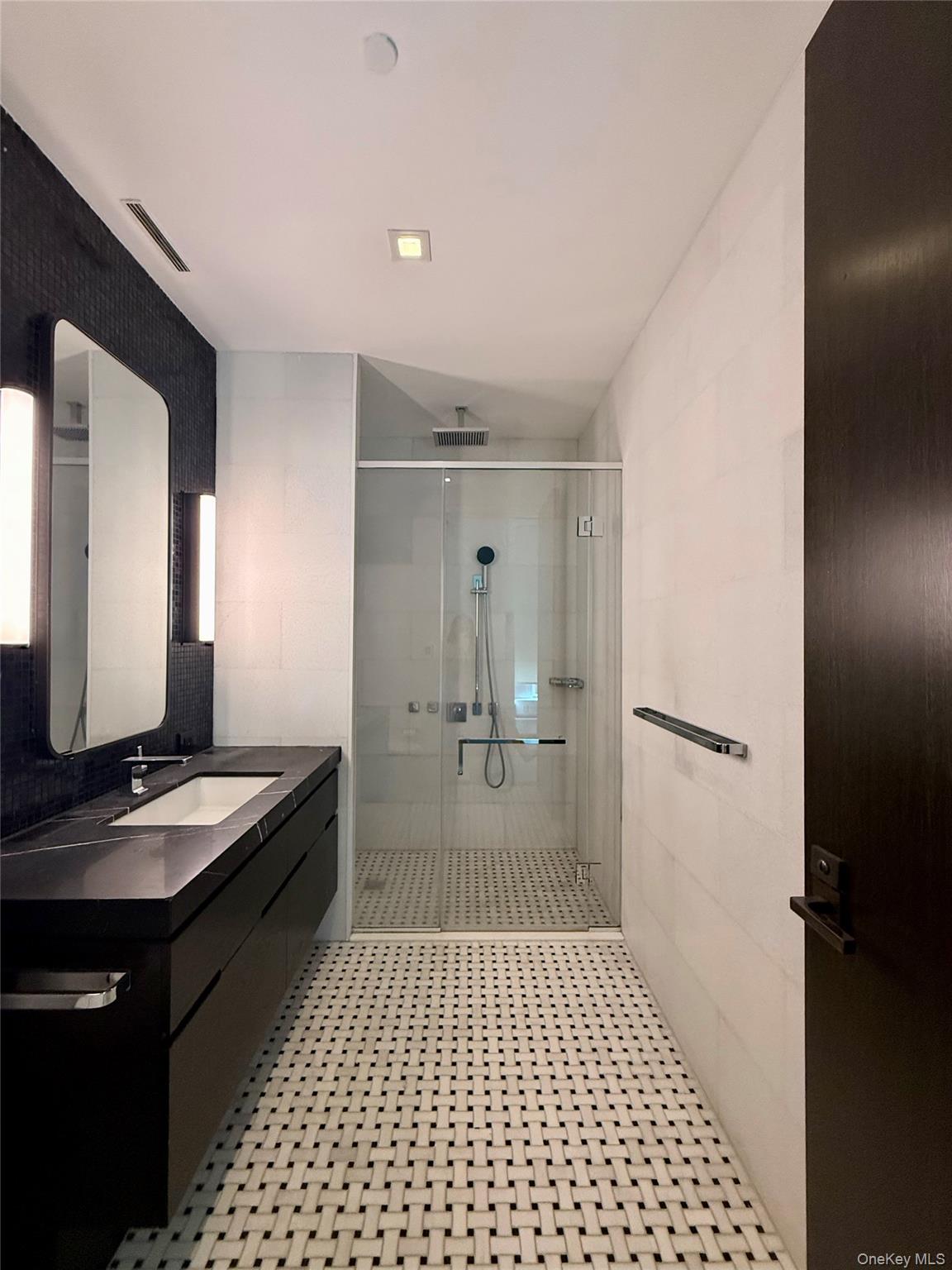 172 Madison Avenue # 17C, New York (Manhattan), NY 10016