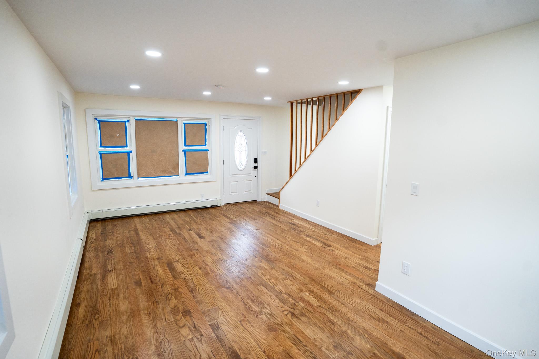 1264 Broadway Avenue, Holbrook, NY 11741