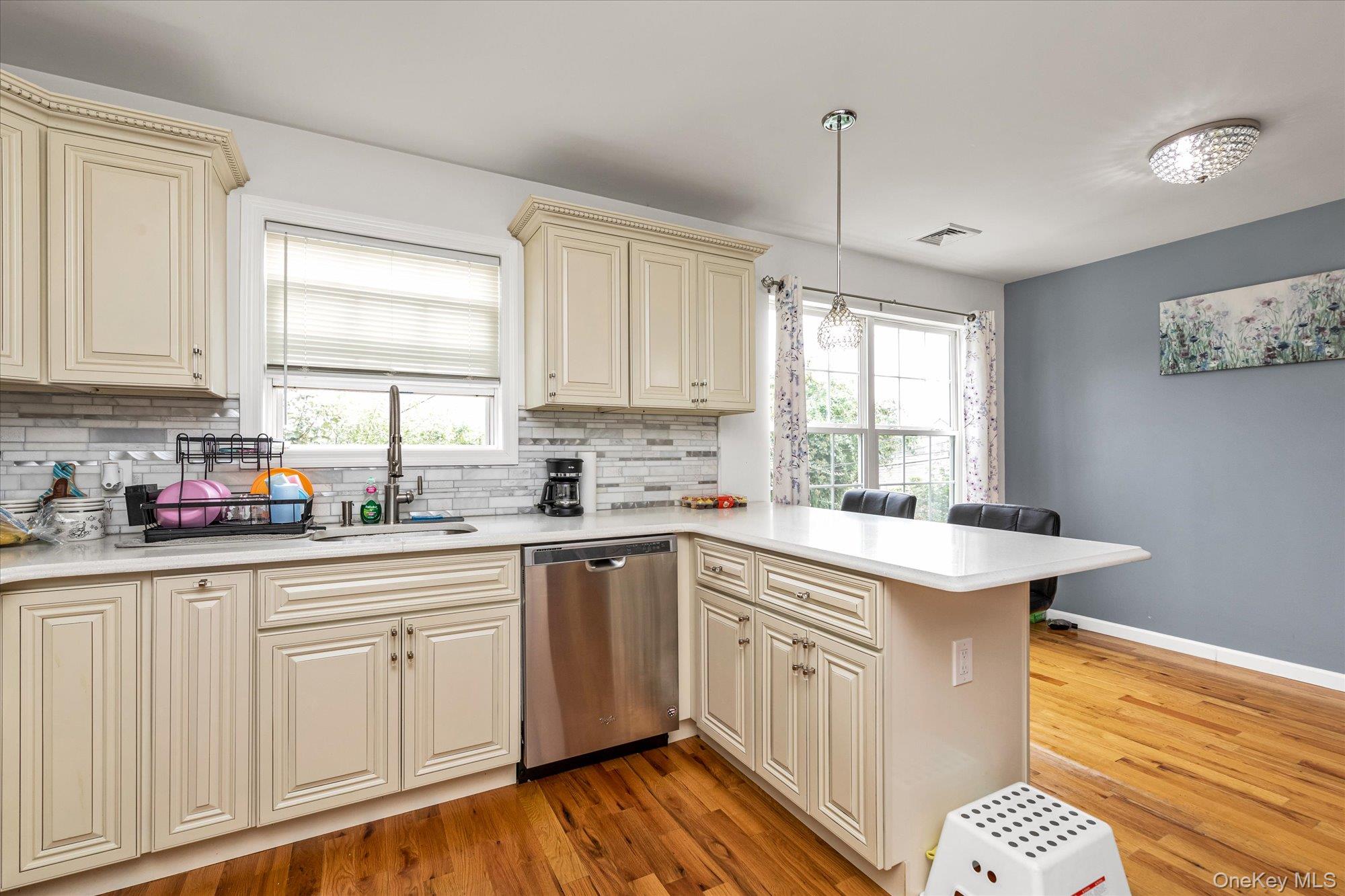 142 S Franklin Street, Hempstead, NY 11550