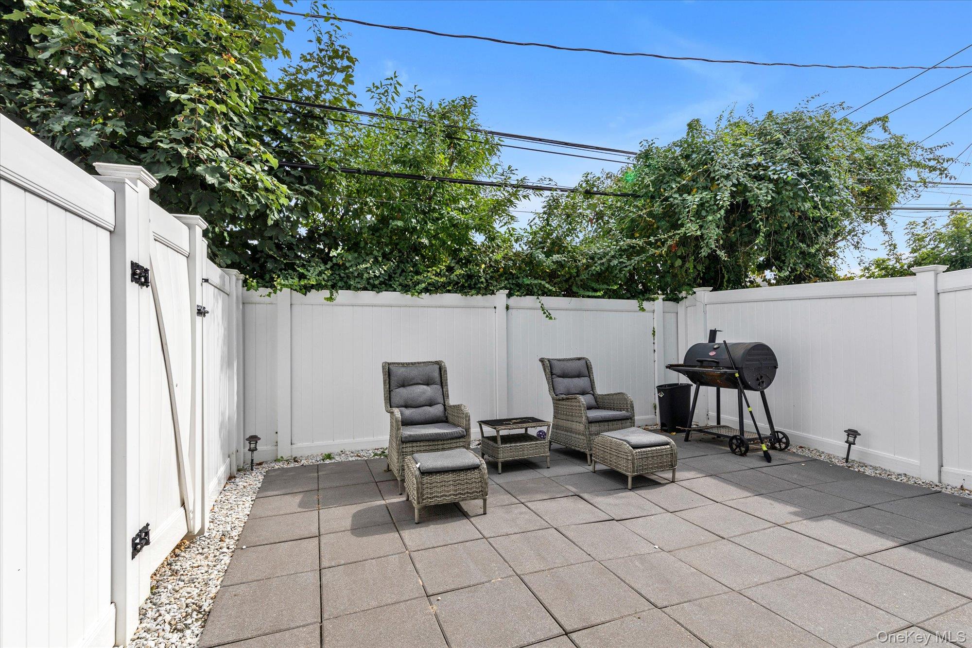 142 S Franklin Street, Hempstead, NY 11550