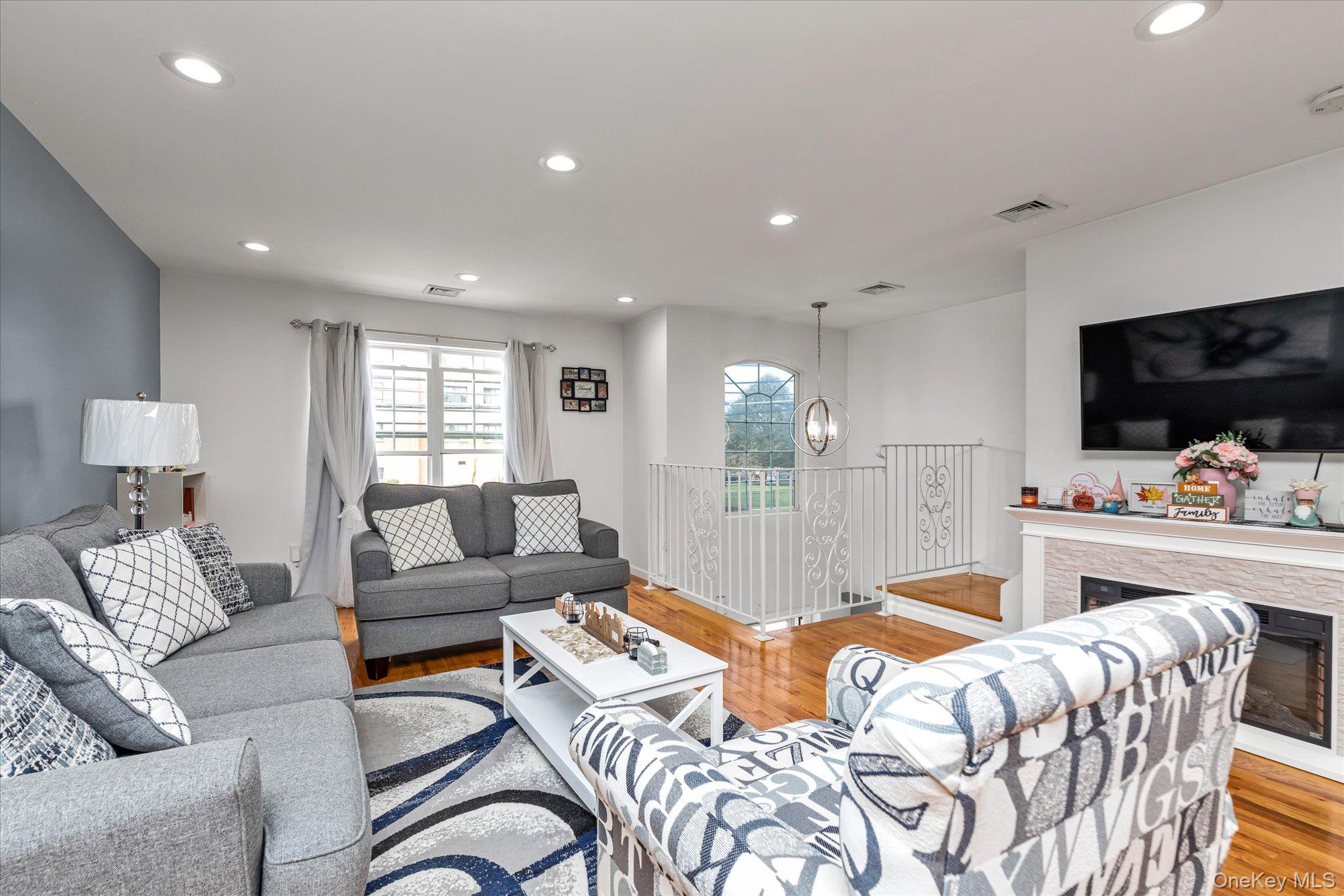 142 S Franklin Street, Hempstead, NY 11550