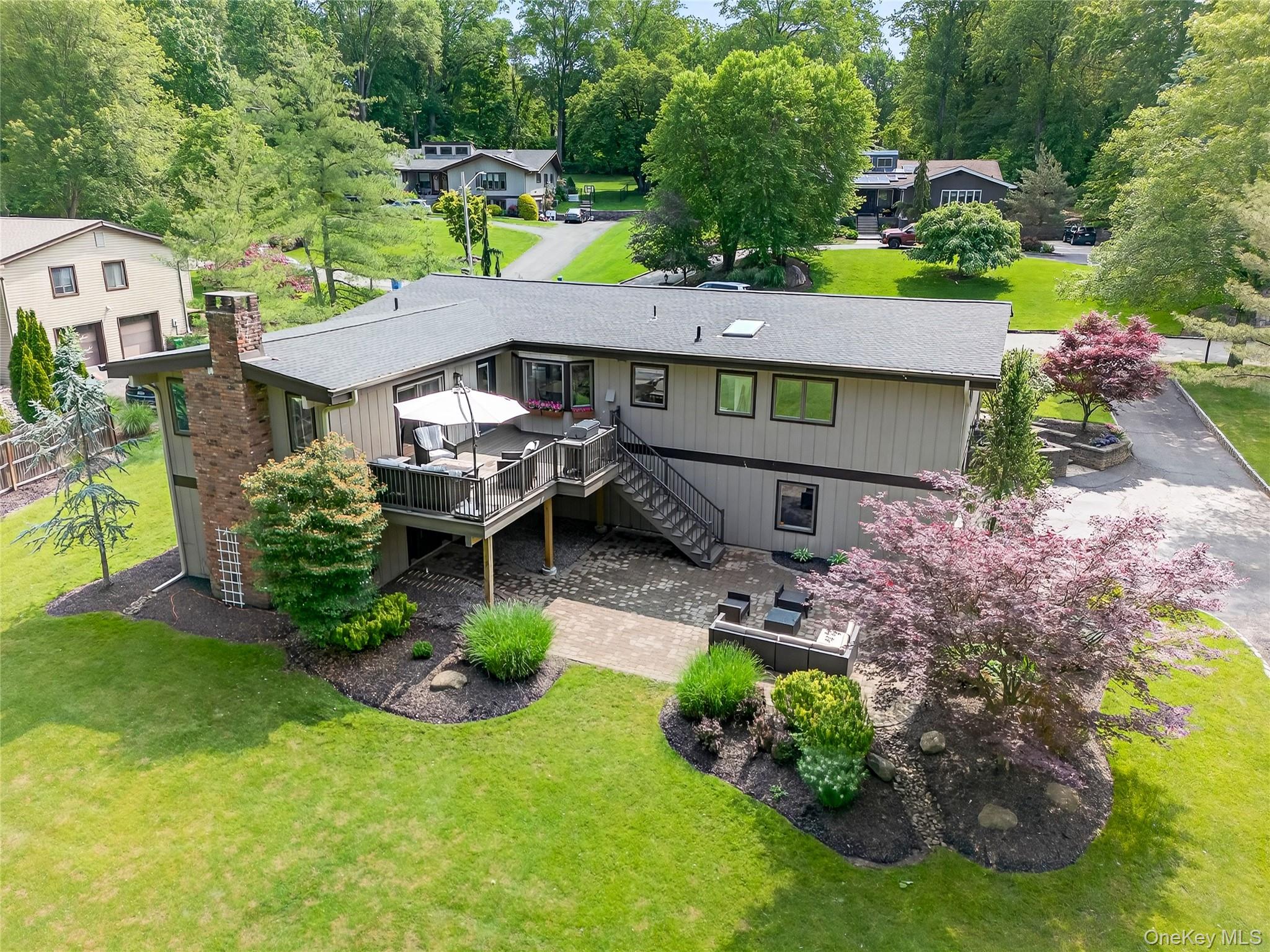 103 Robin Hood Lane, West Nyack, NY 10994