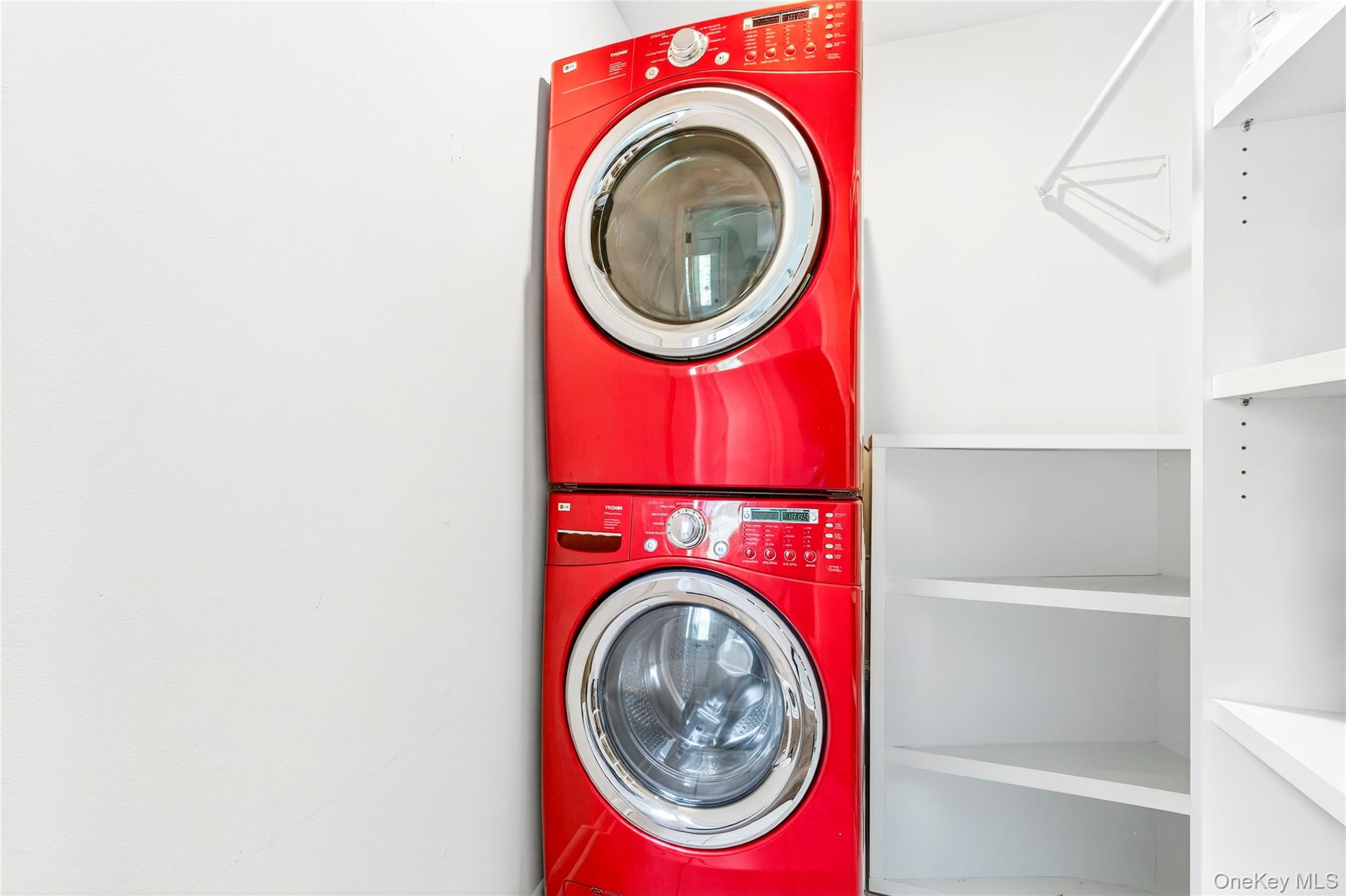 103 Robin Hood Lane, West Nyack, NY 10994